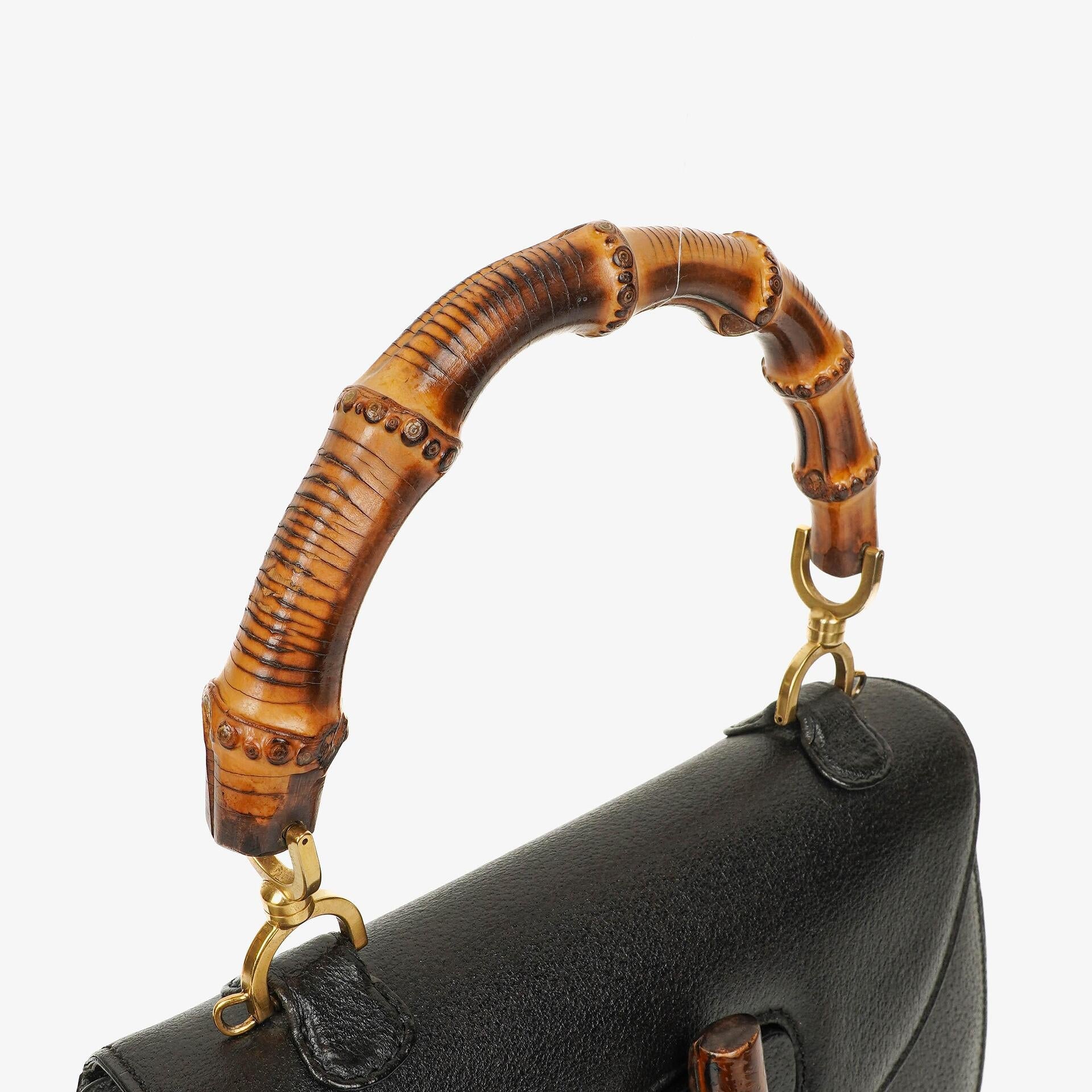 Gucci Bamboo Top Handle Ledertasche in Schwarz