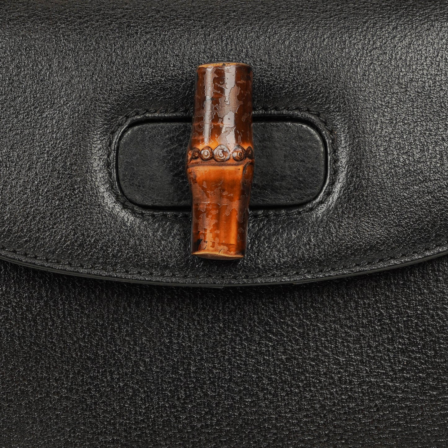 Gucci Bamboo Top Handle Ledertasche in Schwarz