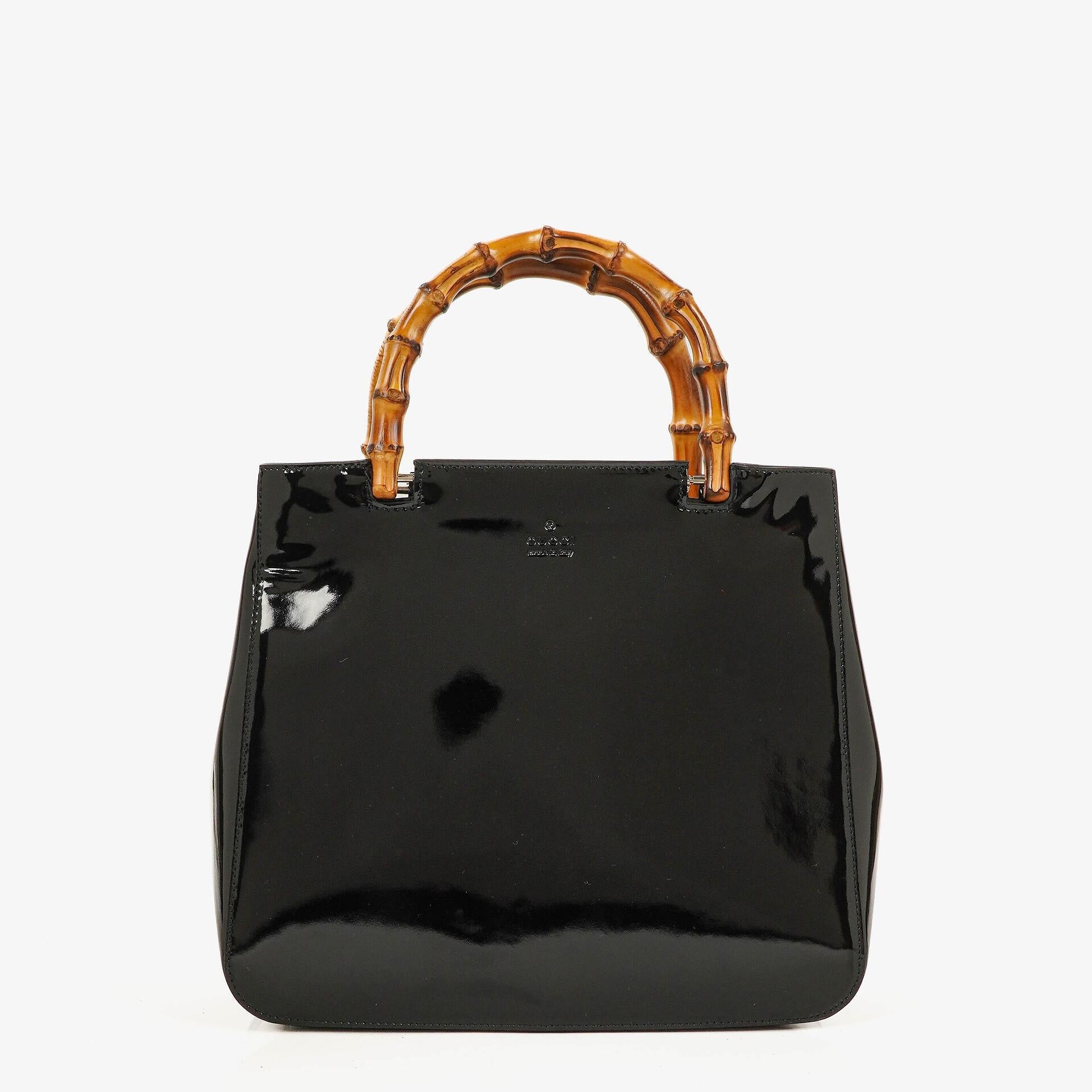 Gucci Bamboo Tasche mit Obergriff aus schwarzem Lackleder
