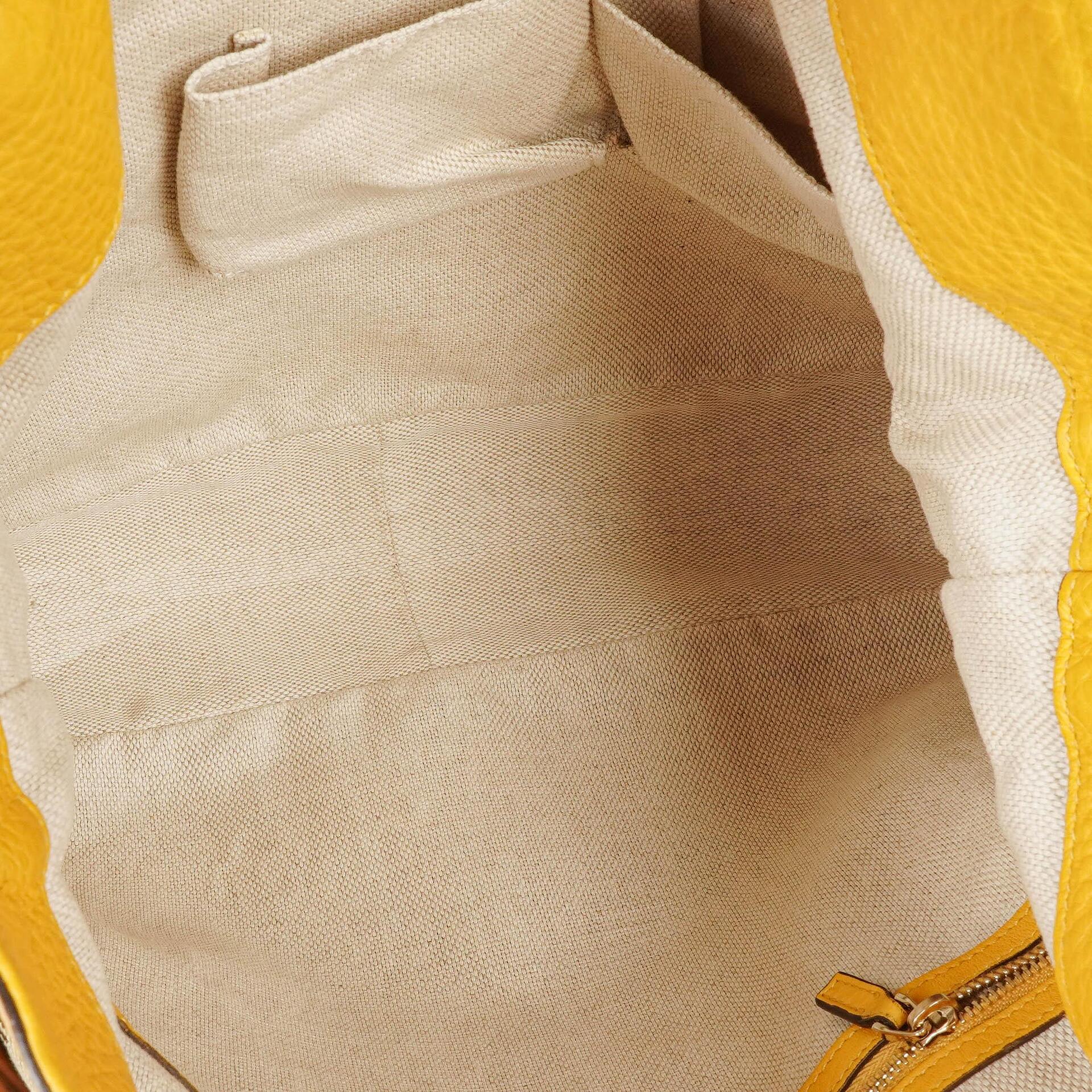 Gucci Bamboo Top Handle Hobo-Tasche aus beigem GG Canvas