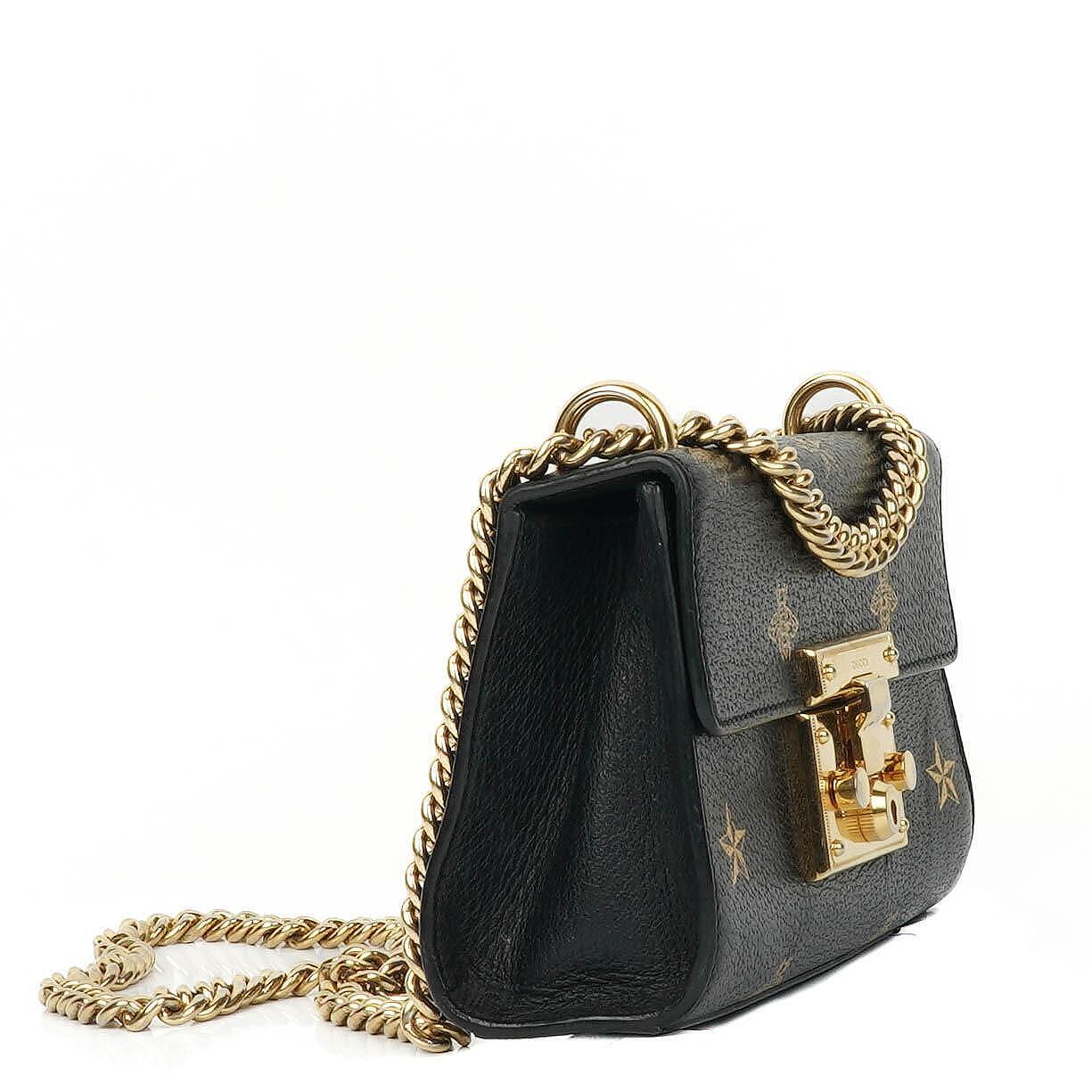 Gucci Bee Star kleine Padlock Schultertasche aus schwarzem genarbtem Kalbsleder
