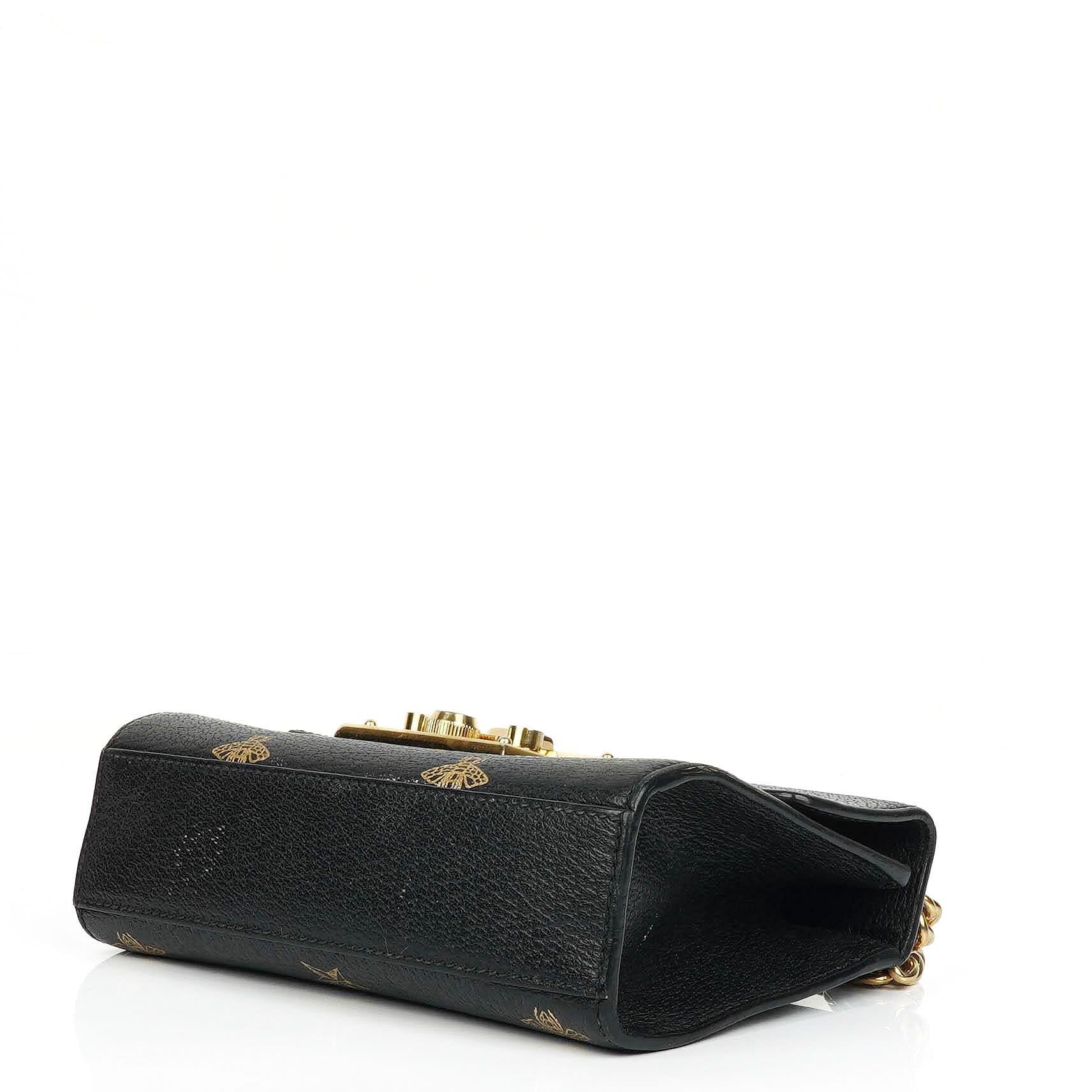 Gucci Bee Star kleine Padlock Schultertasche aus schwarzem genarbtem Kalbsleder