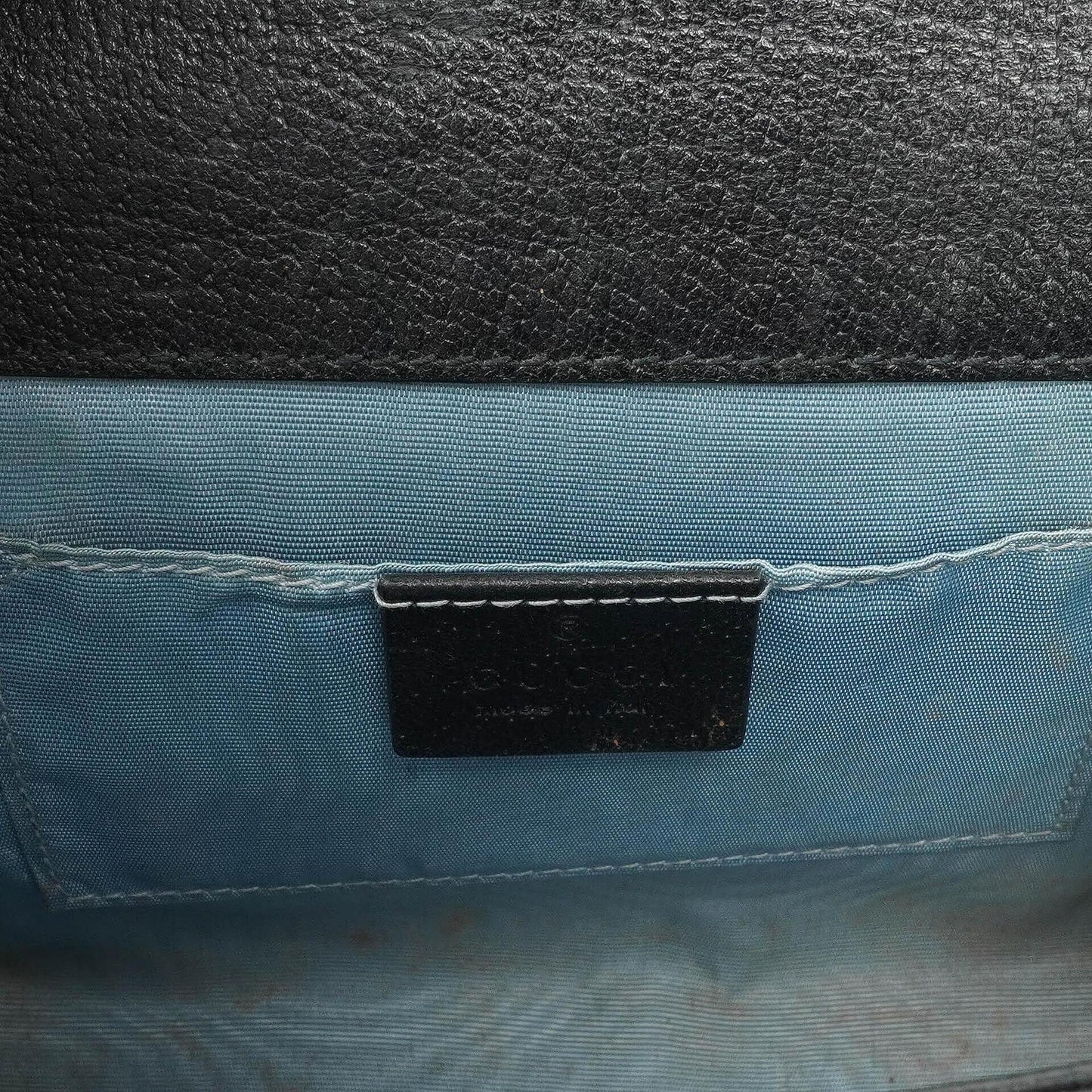 Gucci Bee Star kleine Padlock Schultertasche aus schwarzem genarbtem Kalbsleder