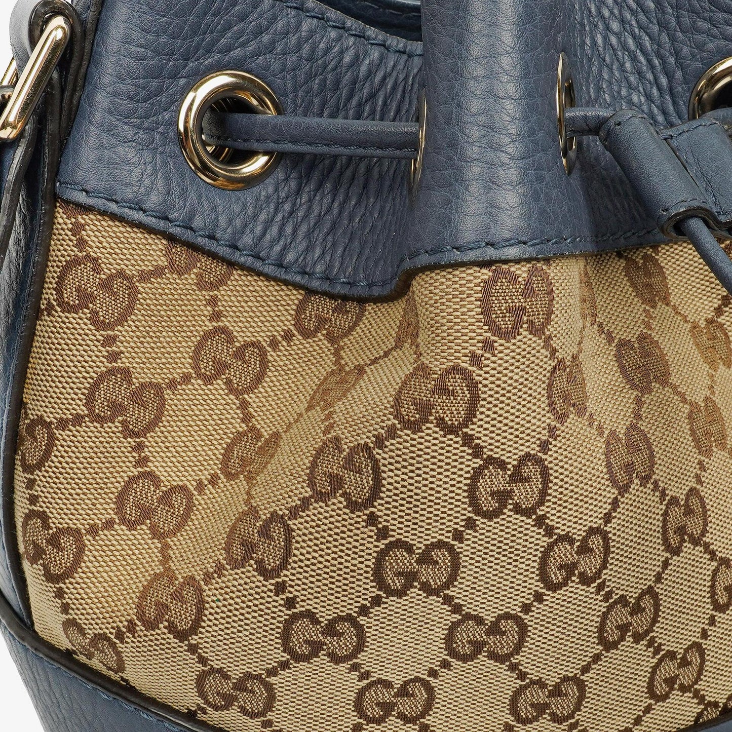 Gucci Cellarius Beuteltasche aus Kalbsleder mit Beige/Ebony Washed Ink Monogram