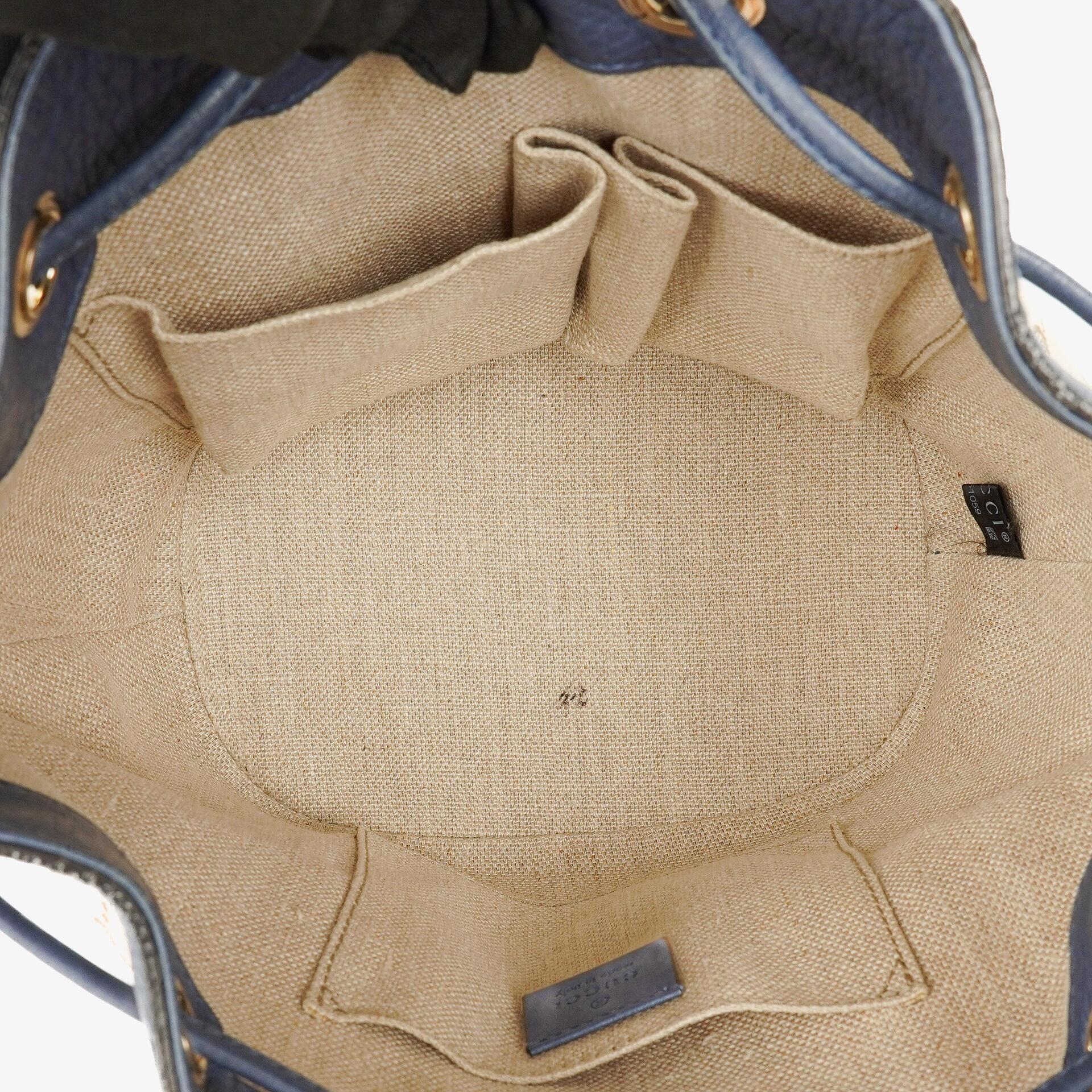 Gucci Cellarius Beuteltasche aus Kalbsleder mit Beige/Ebony Washed Ink Monogram
