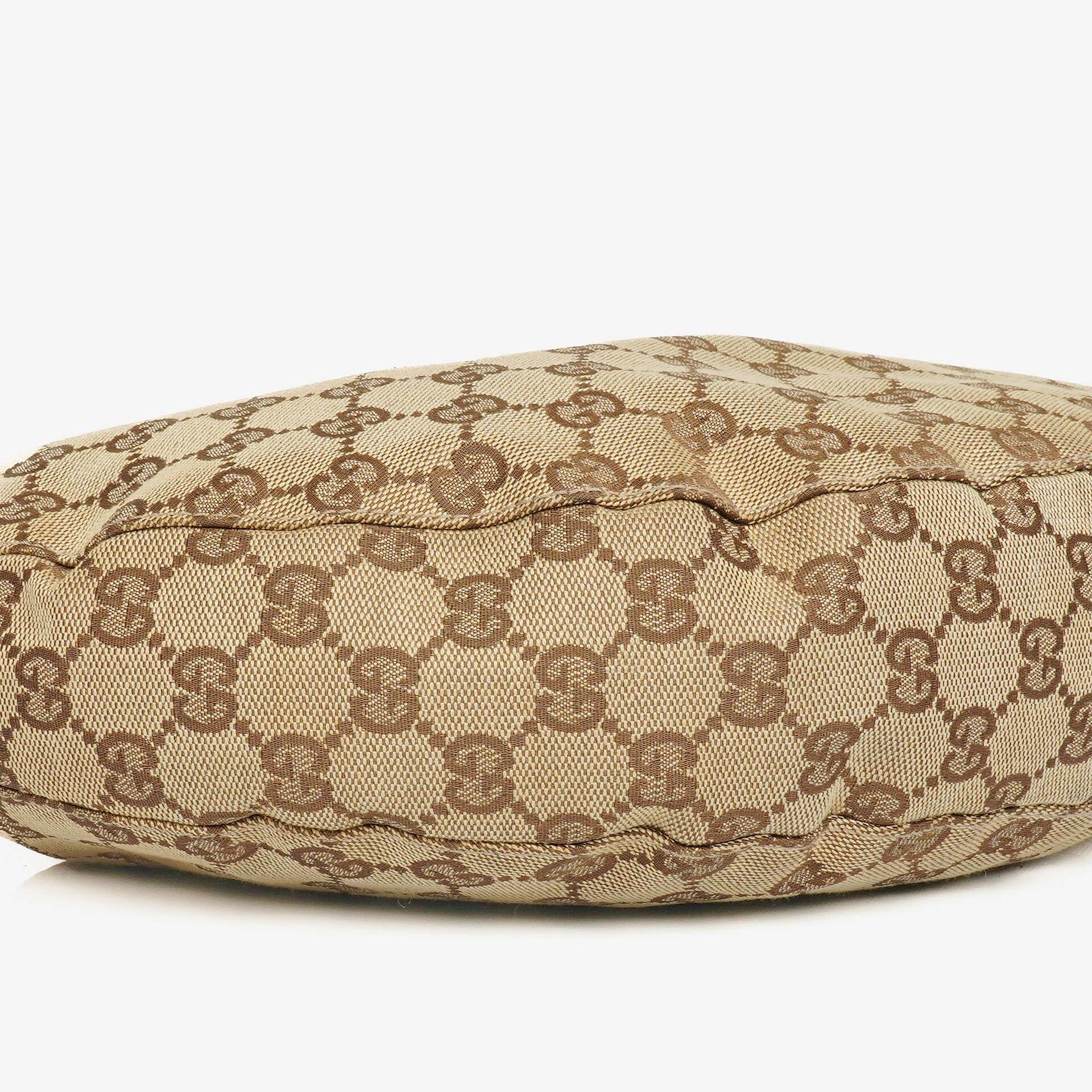 Gucci Hobo-Tasche aus Beige/Ebony GG Canvas mit grün-metallischem Bambus-Ring