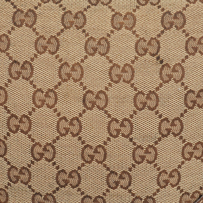 Gucci Pelham Small Schultertasche aus GG Canvas in Beige/Ebony mit Nieten