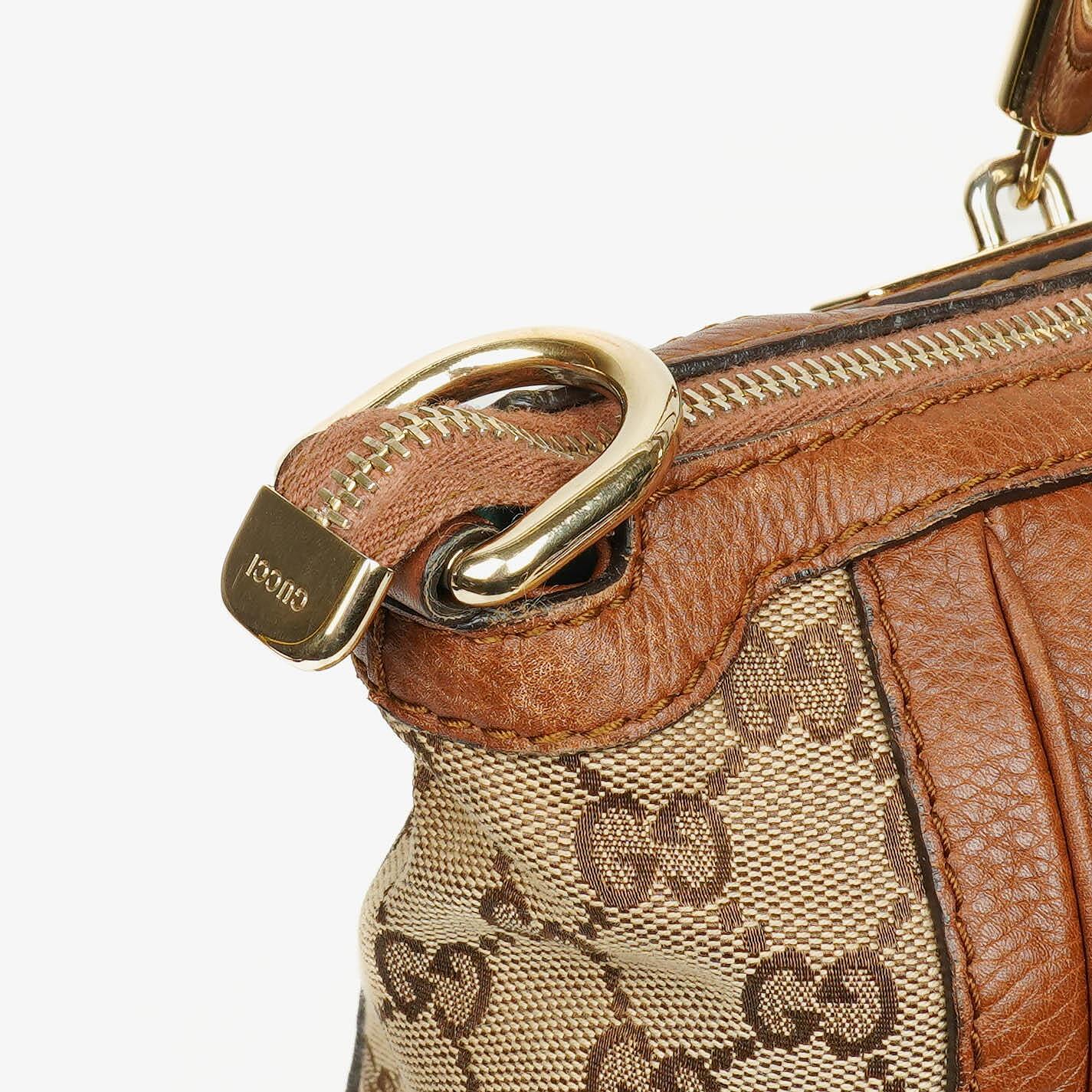 Gucci Bella Satchel Tote Tasche aus Monogramm Canvas mit geflochtenen Griffen