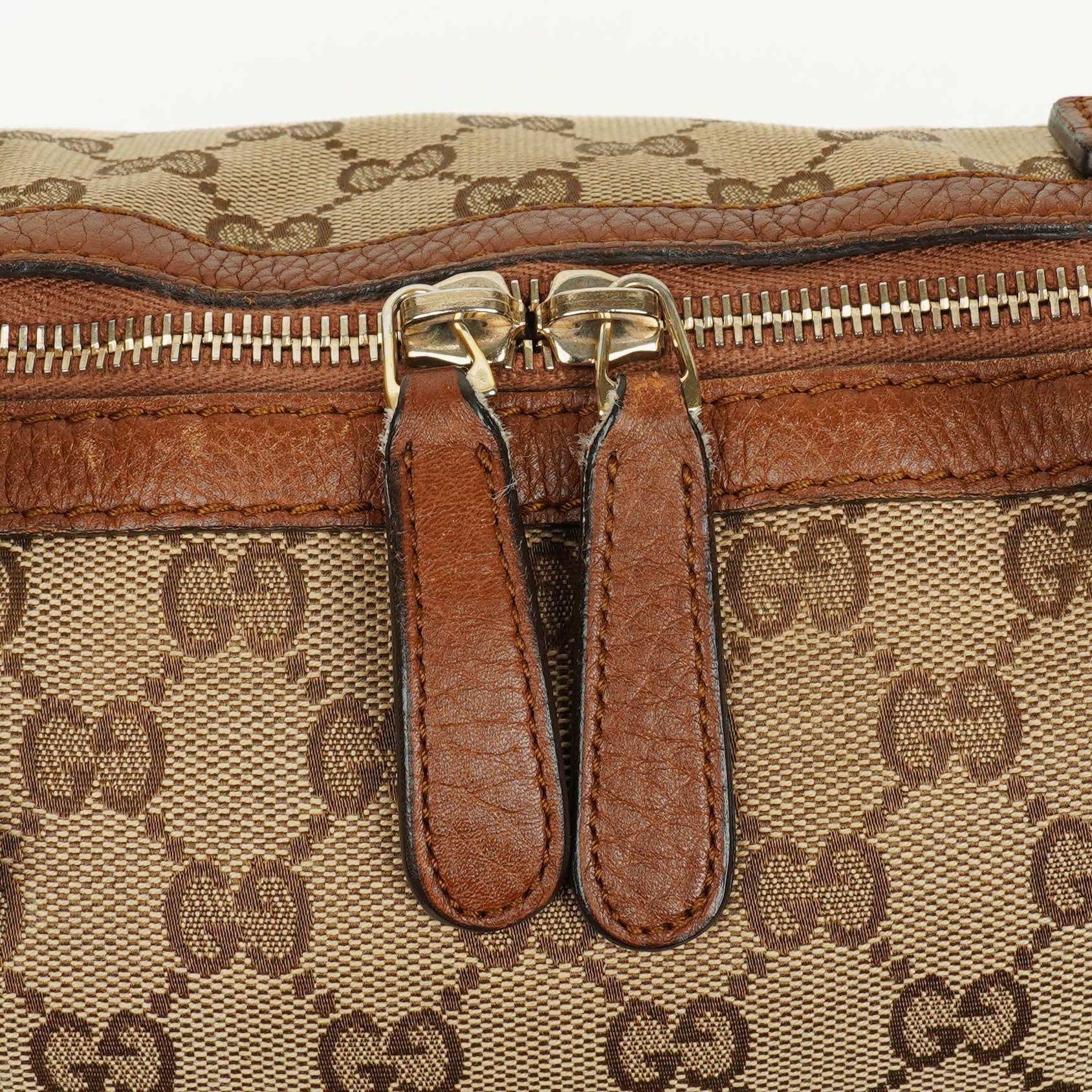 Gucci Bella Satchel Tote Tasche aus Monogramm Canvas mit geflochtenen Griffen