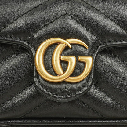 Gucci GG Marmont 2.0 Münztasche an Kette aus schwarzem Matelassé-Kalbsleder
