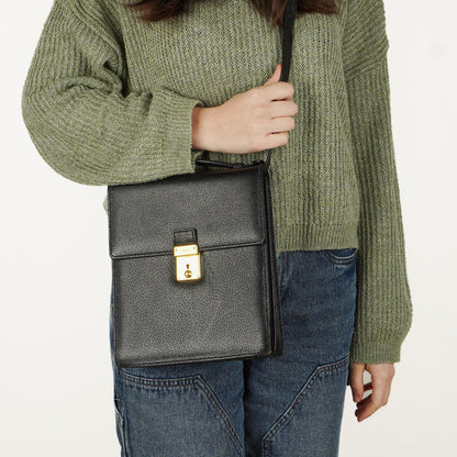 Gucci Schwarze Narbige Leder-Schultertasche