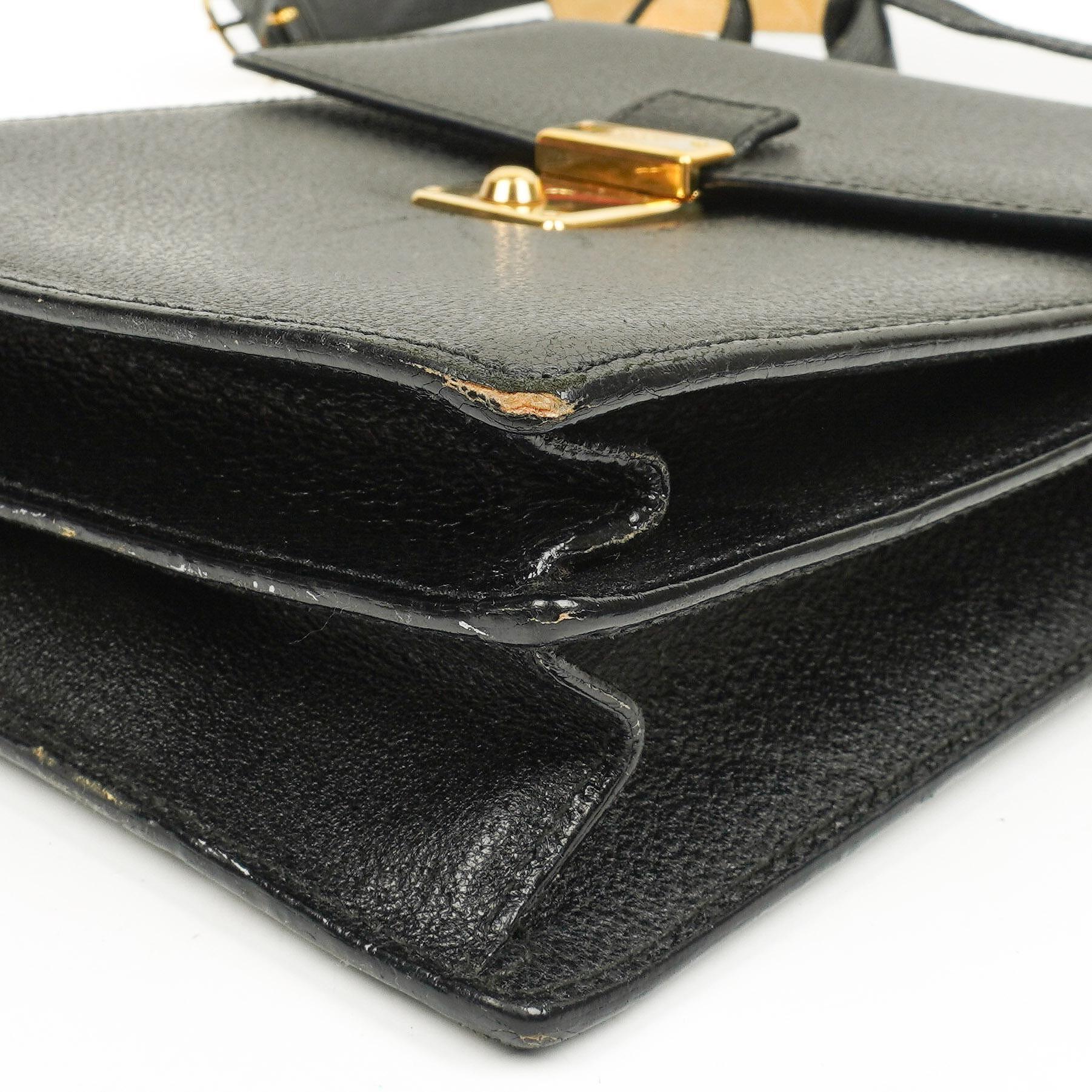 Gucci Schwarze Narbige Leder-Schultertasche