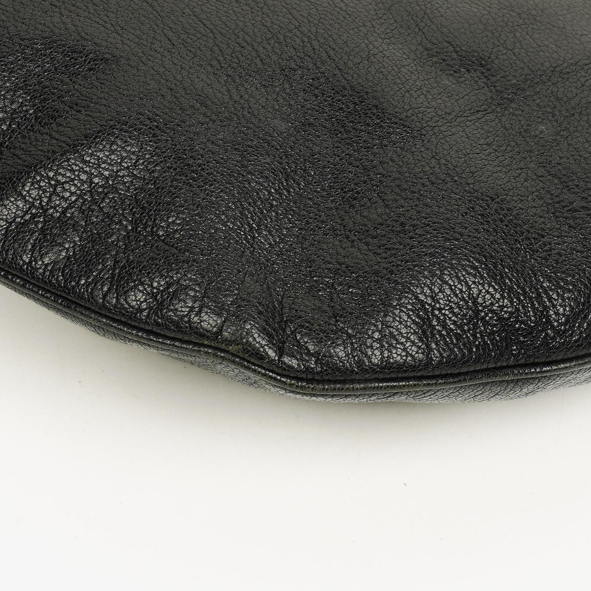 Gucci Blondie Schultertasche in Schwarz aus Leder mit GG Logo