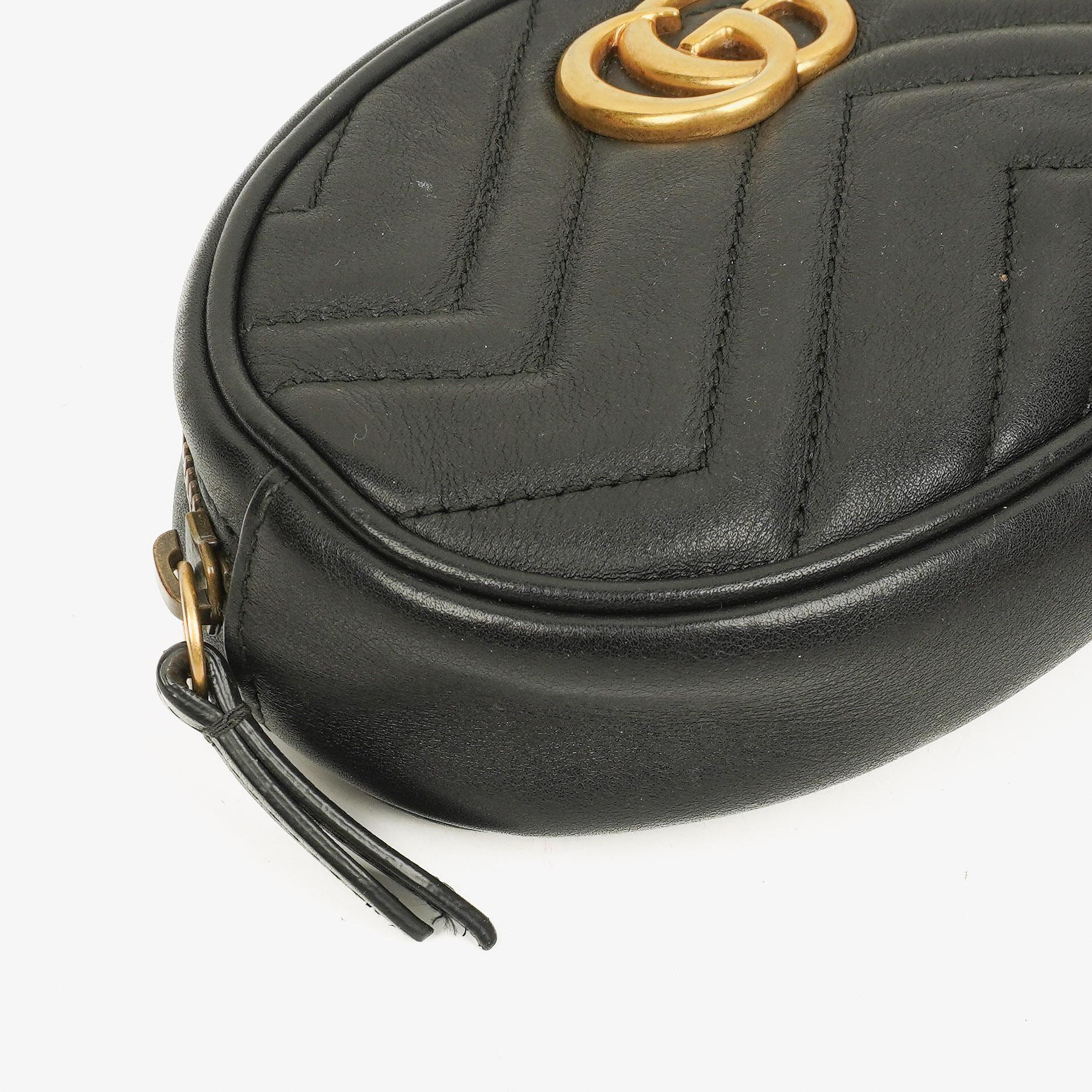Gucci GG Marmont schwarze Bauchtasche aus Leder
