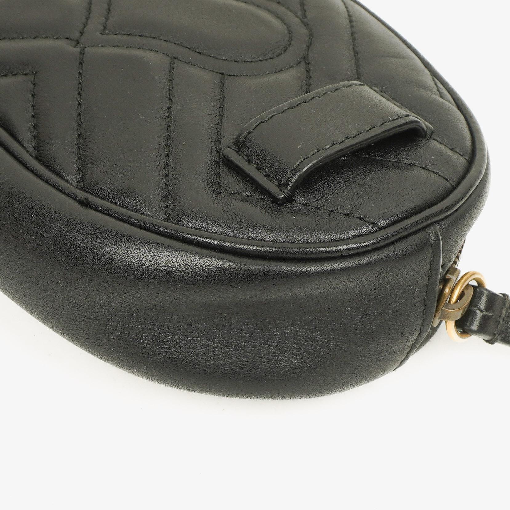 Gucci GG Marmont schwarze Bauchtasche aus Leder