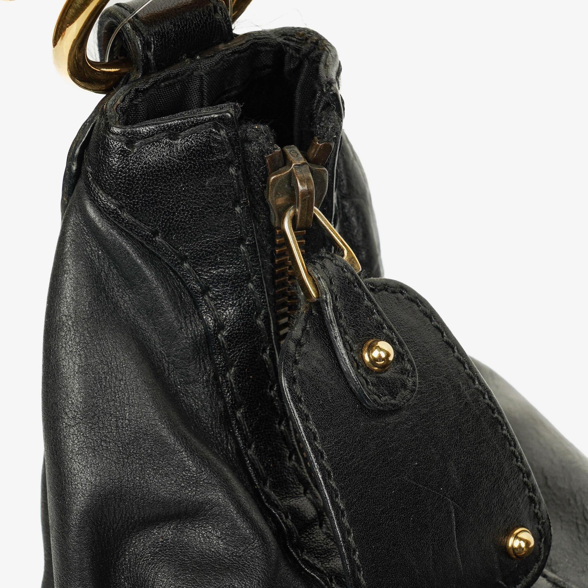 Gucci Jockey Hobo Bag Medium aus schwarzem Leder