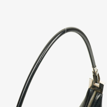 Gucci Schultertasche aus schwarzem Leder