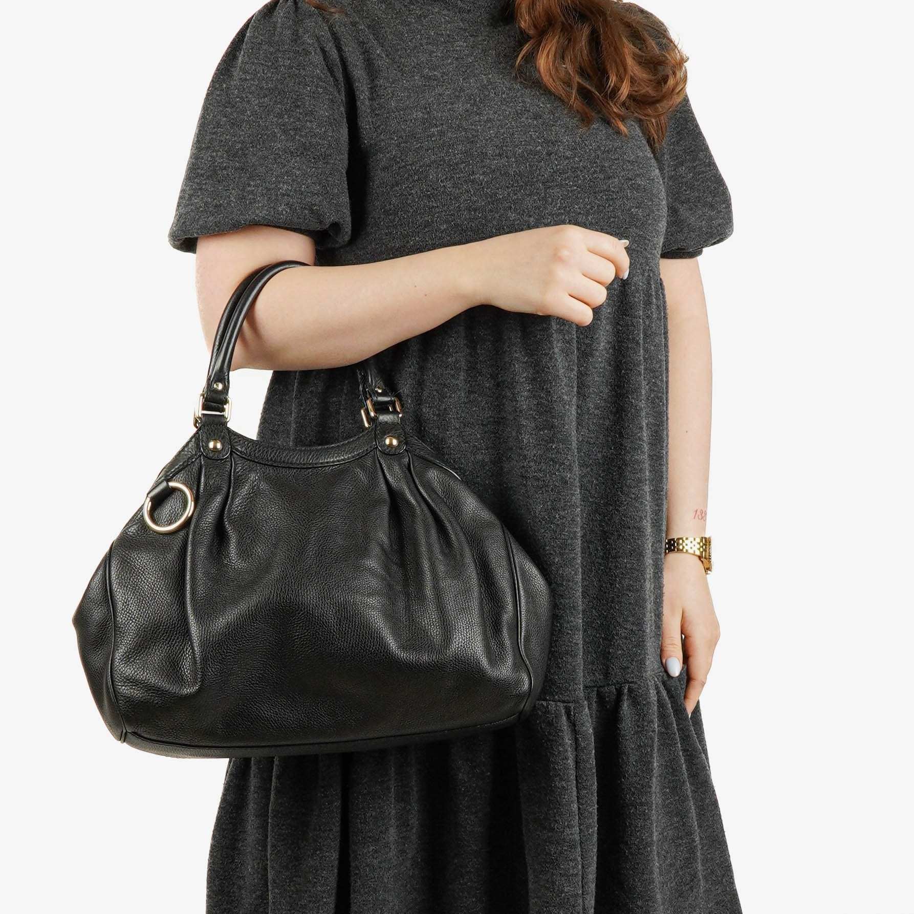 Gucci Sukey Schulter-Hobo-Bag aus schwarzem Leder