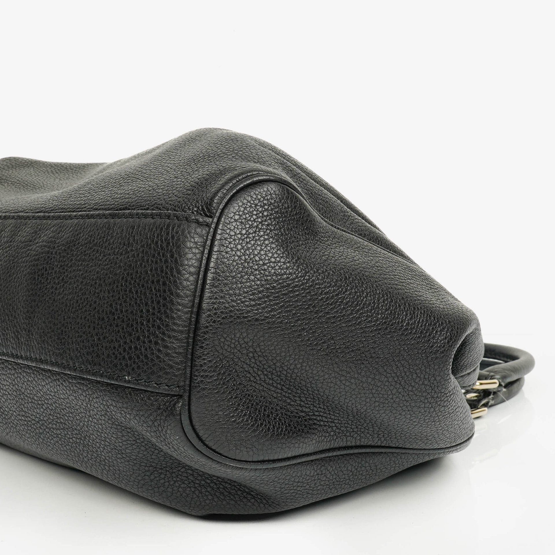 Gucci Sukey Schulter-Hobo-Bag aus schwarzem Leder