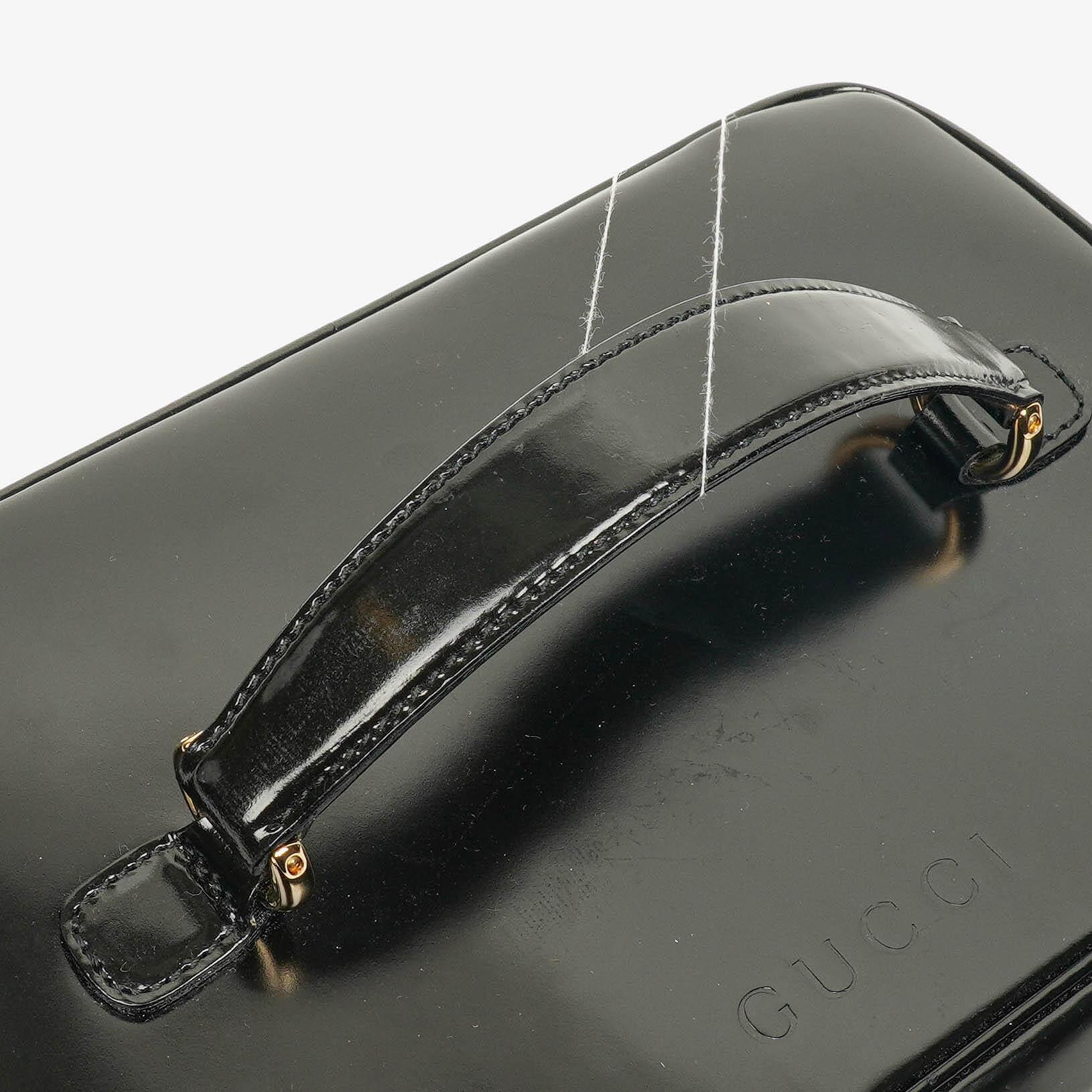 Gucci Bamboo Vanity Tasche aus schwarzem Lackleder