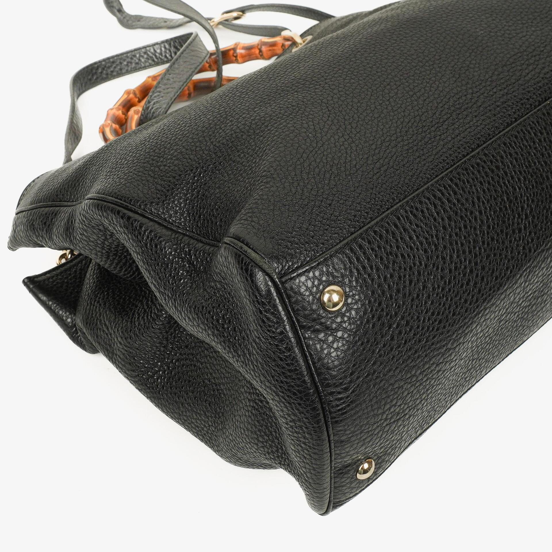 Gucci Große Bamboo Shopper Tragetasche mit Griff aus schwarzem genarbtem Leder