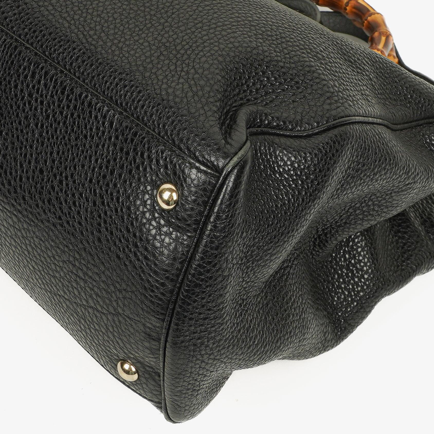 Gucci Große Bamboo Shopper Tragetasche mit Griff aus schwarzem genarbtem Leder