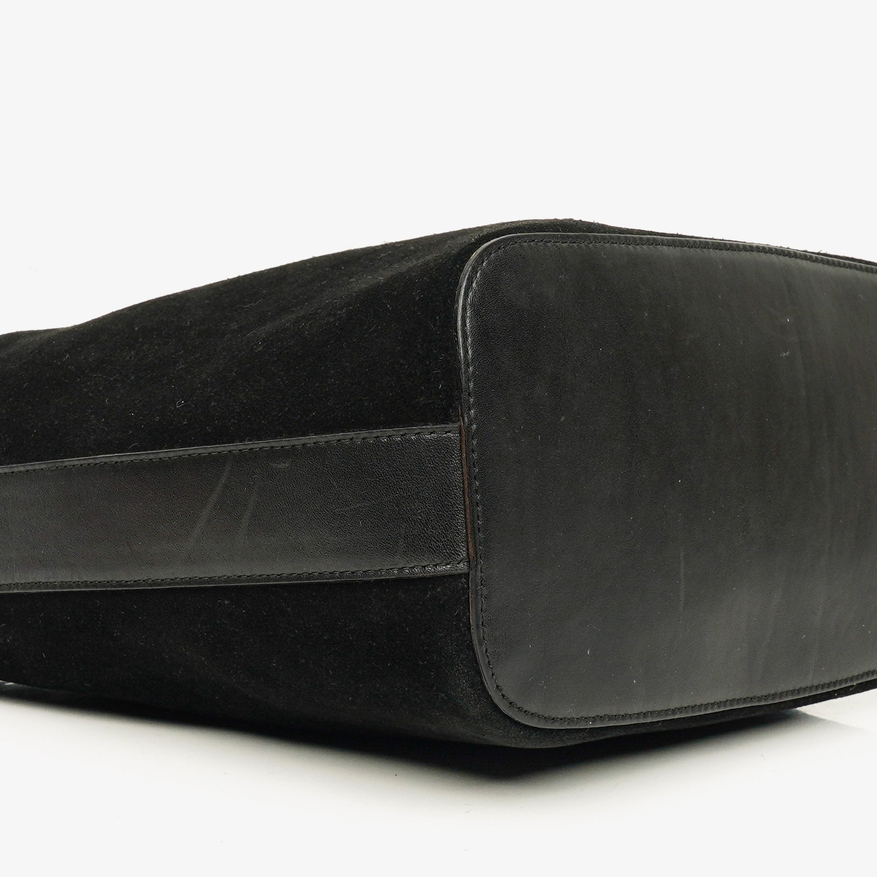 Gucci Schulter-Hobo-Tasche aus schwarzem Wildleder und Leder