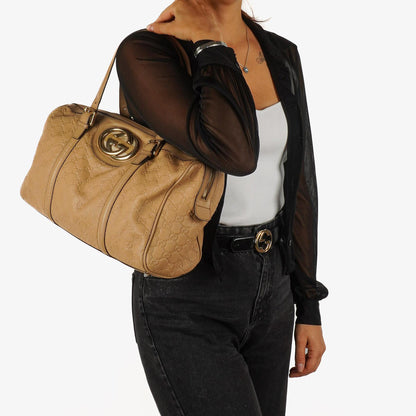 Gucci Britt Beigefarbene Guccissima Leder Boston Tasche