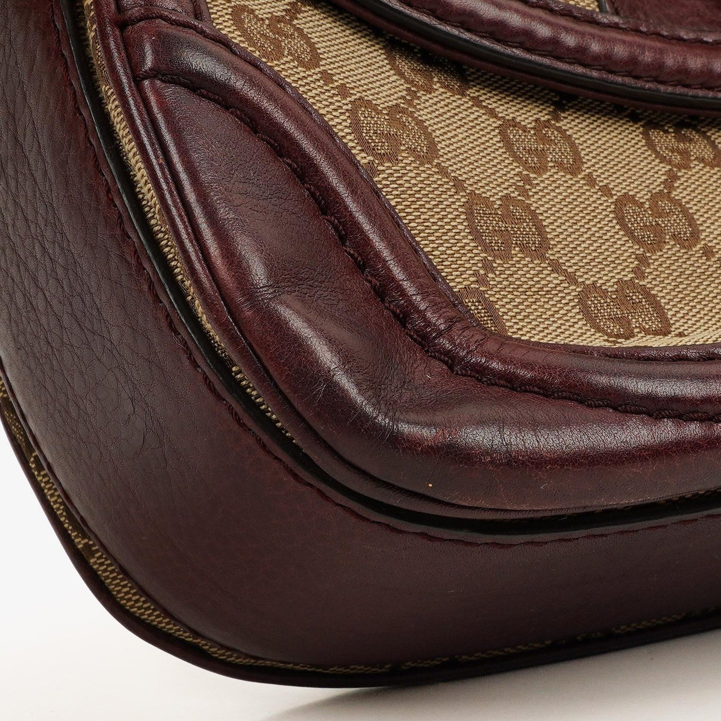 Gucci Medium New Convertible Bamboo Top Handle Tasche aus braunem GG Canvas