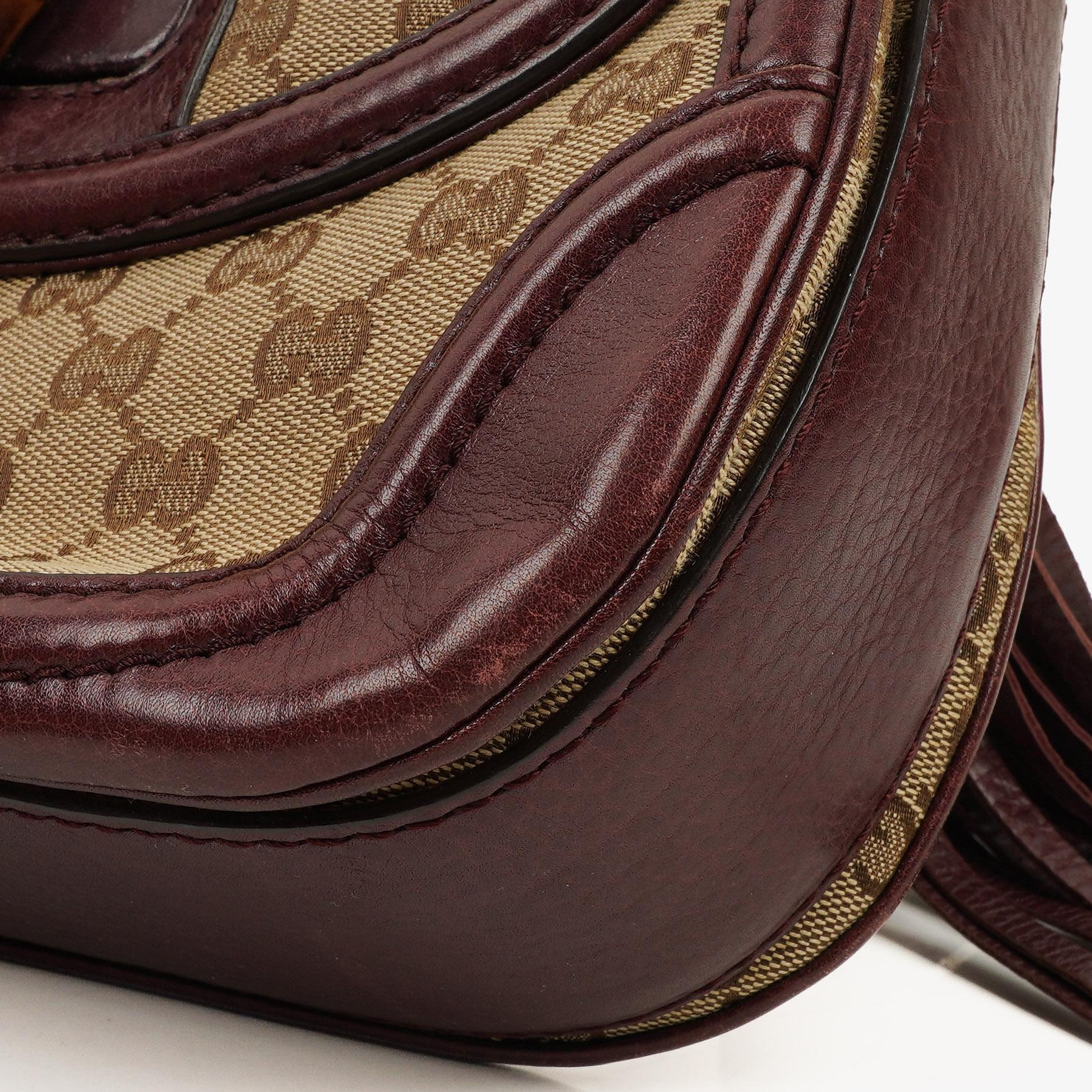 Gucci Medium New Convertible Bamboo Top Handle Tasche aus braunem GG Canvas