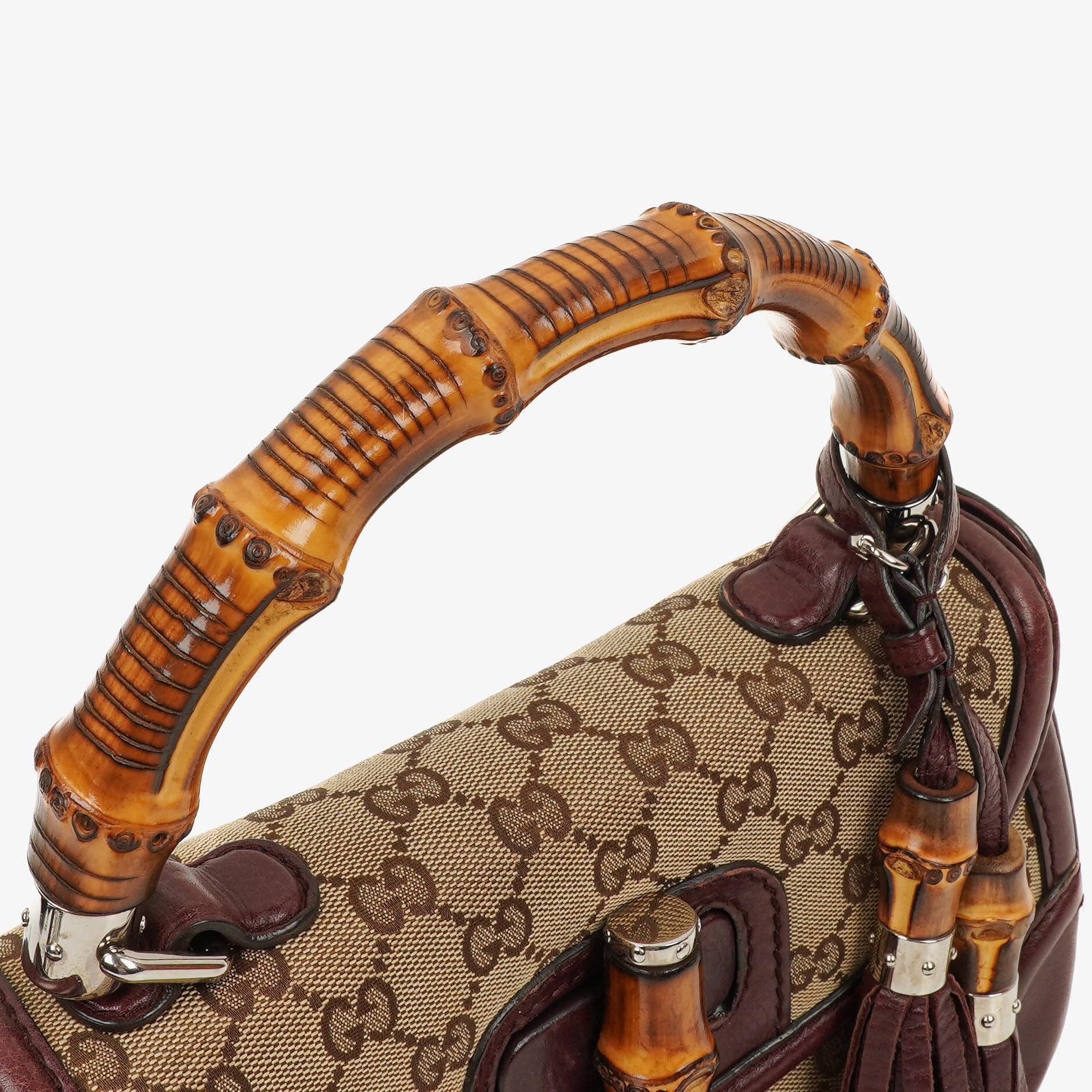 Gucci Medium New Convertible Bamboo Top Handle Tasche aus braunem GG Canvas