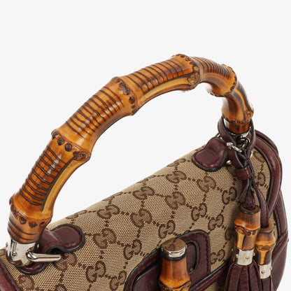 Gucci Medium New Convertible Bamboo Top Handle Tasche aus braunem GG Canvas