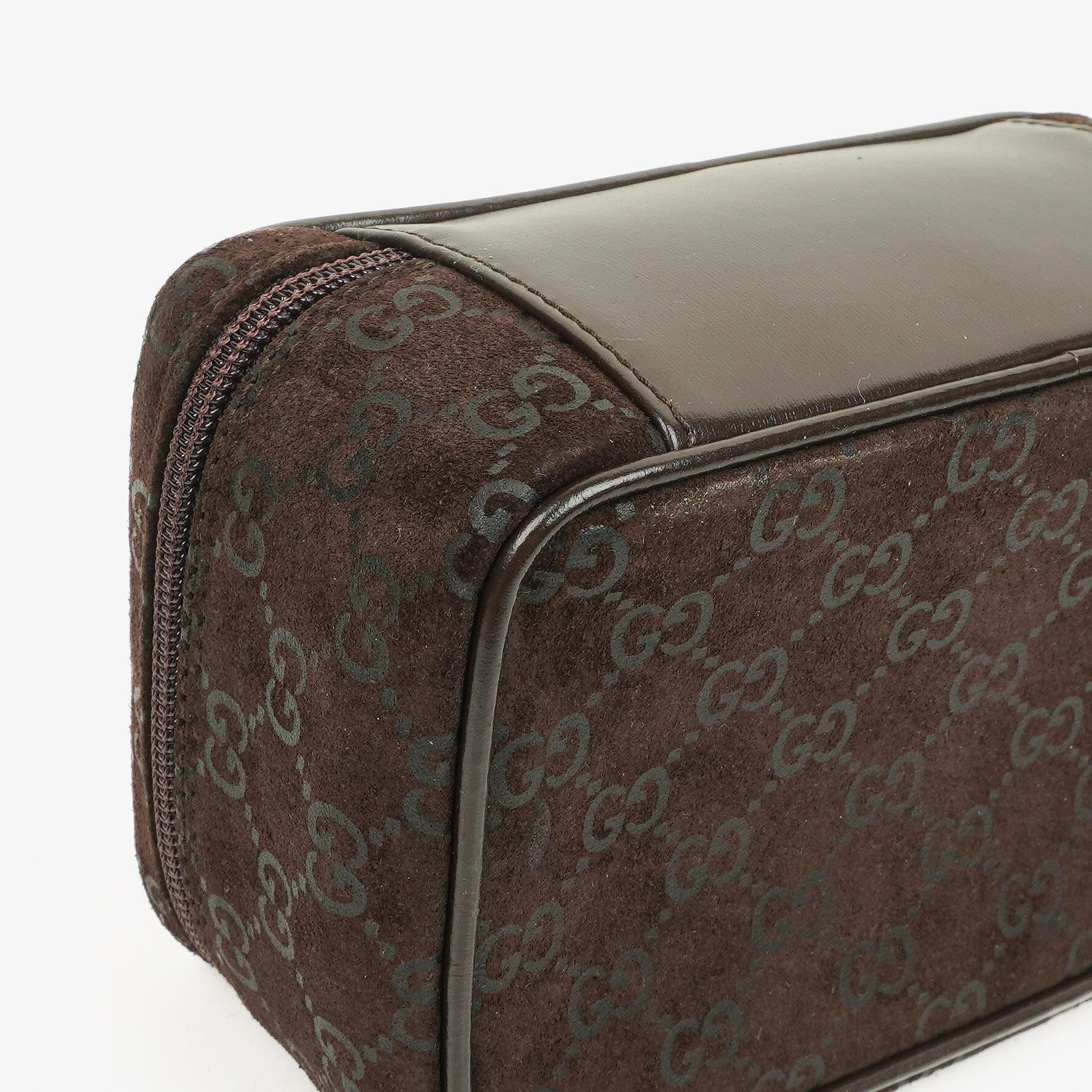 Gucci GG Vanity Tasche aus braunem Wildleder