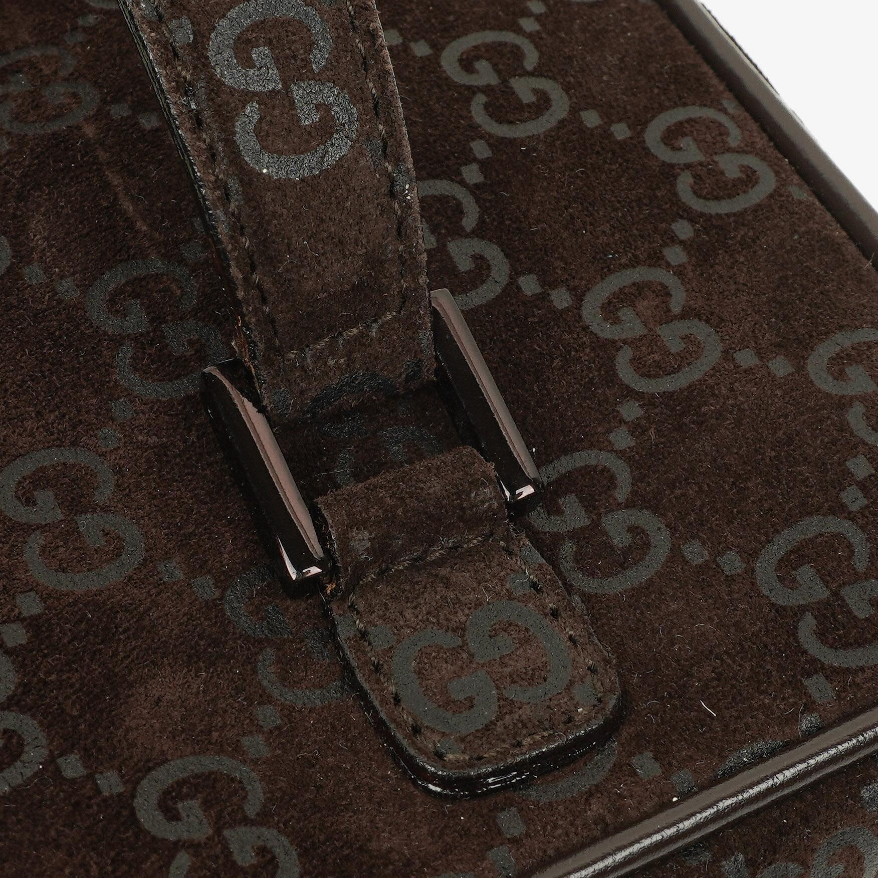 Gucci GG Vanity Tasche aus braunem Wildleder