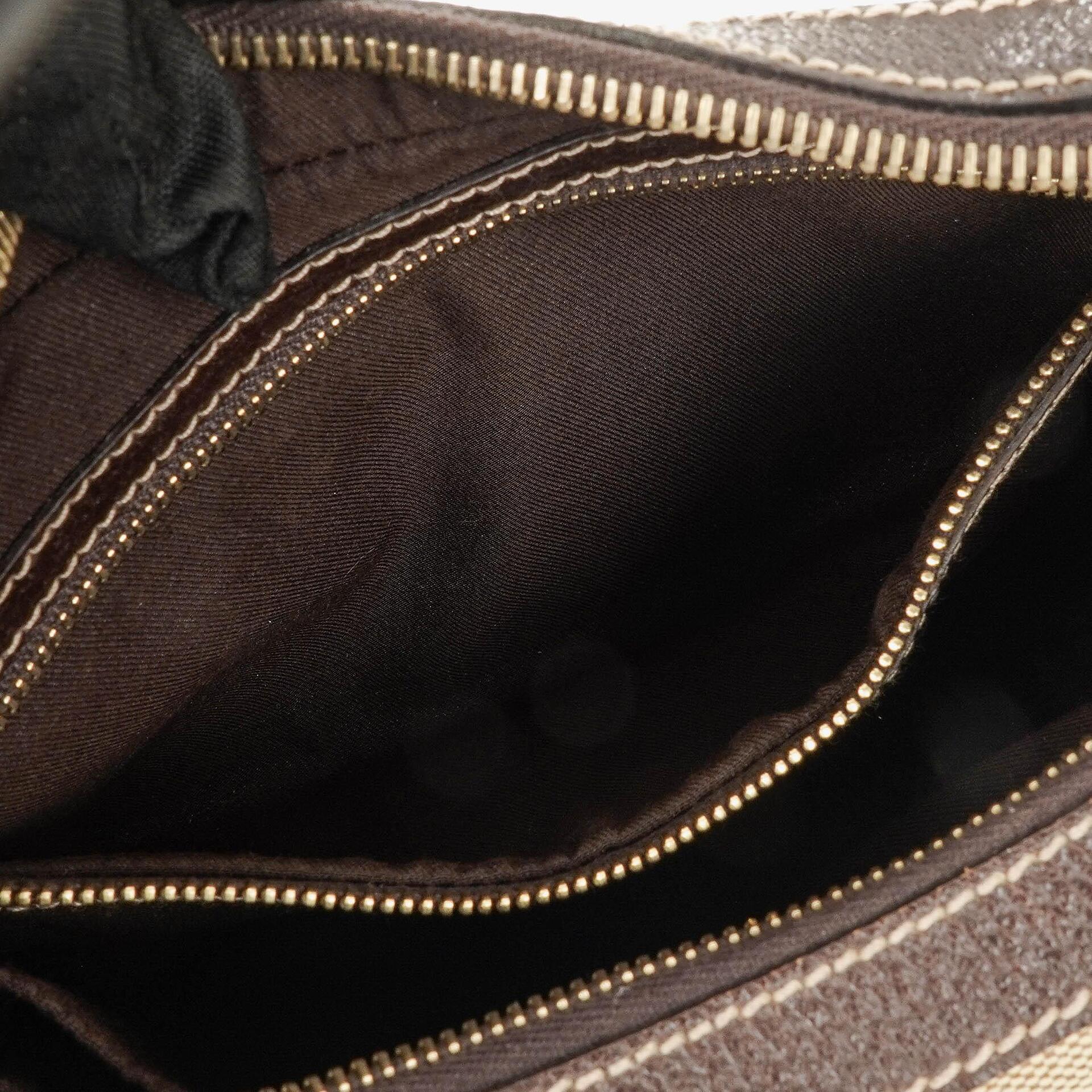 Gucci Charmy Hobo-Tasche aus beigem GG Canvas