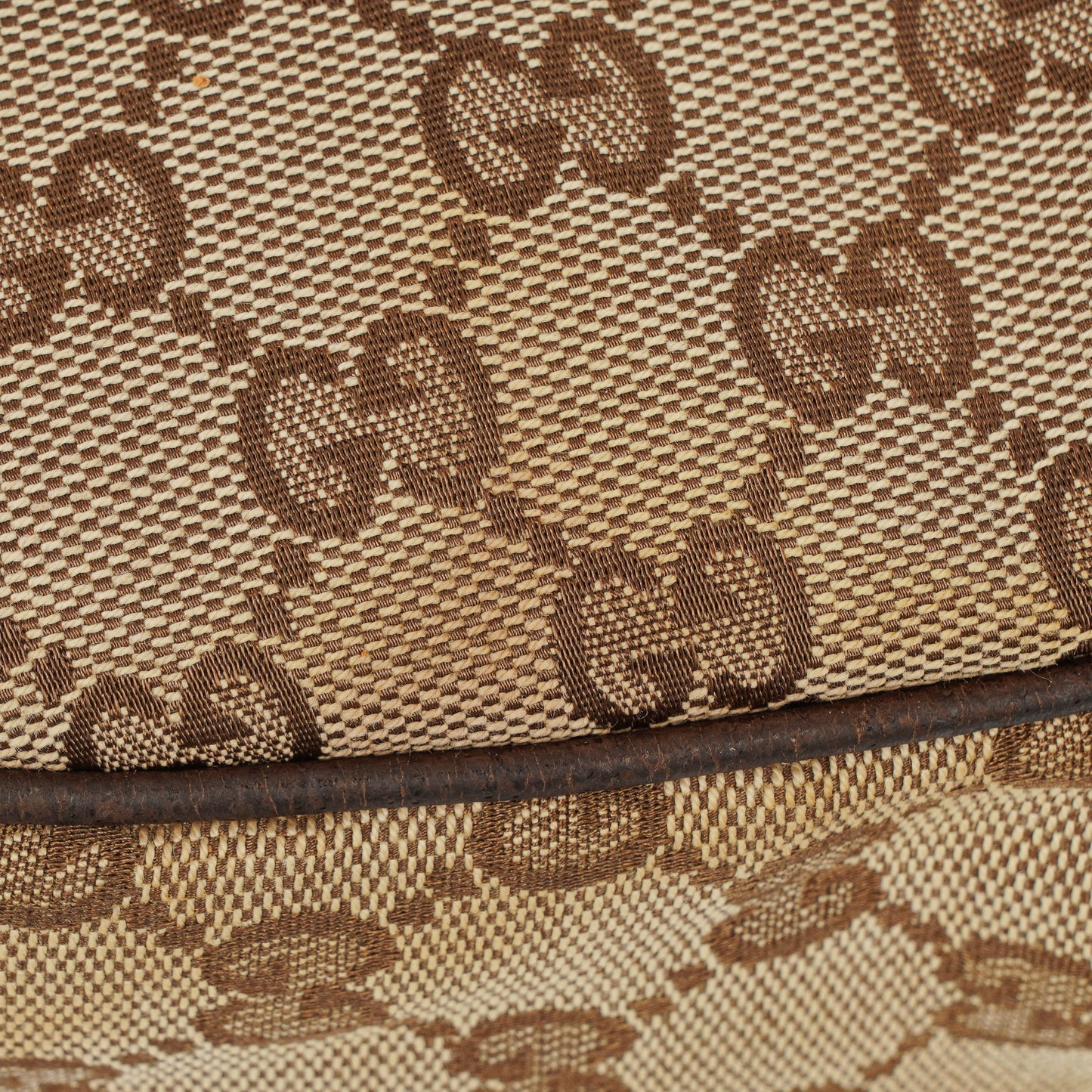 Gucci Charmy Hobo-Tasche aus beigem GG Canvas