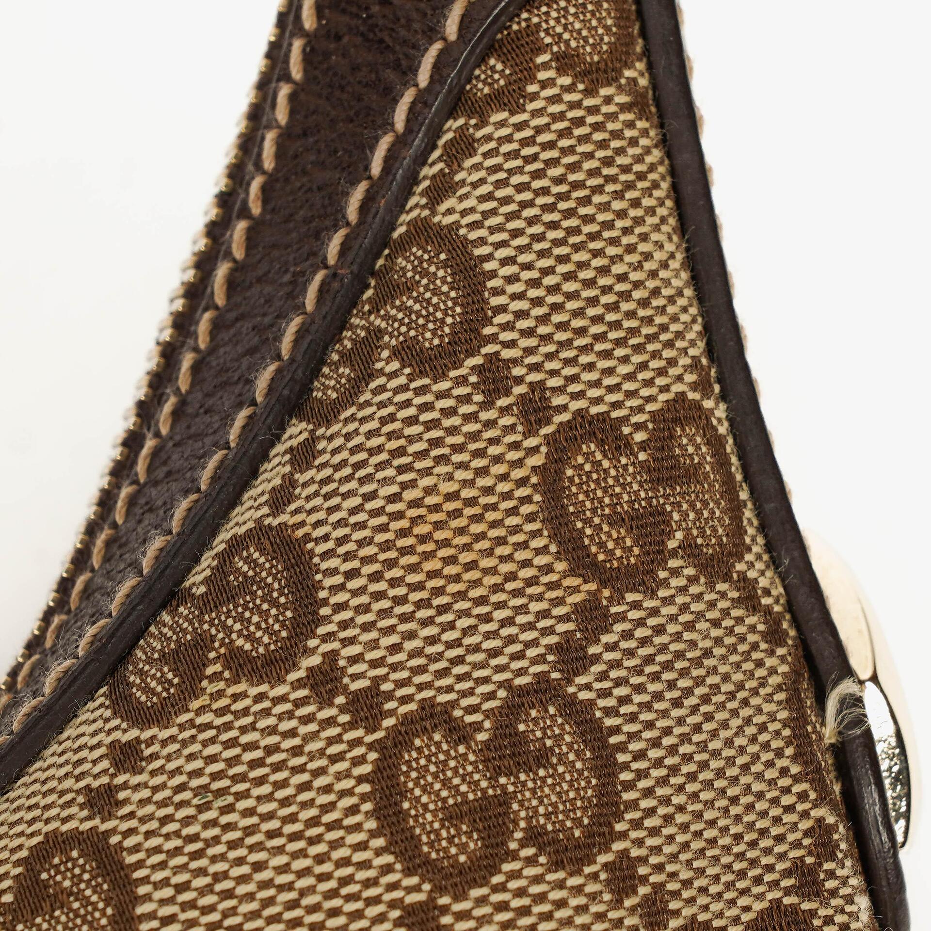 Gucci Charmy Hobo-Tasche aus beigem GG Canvas