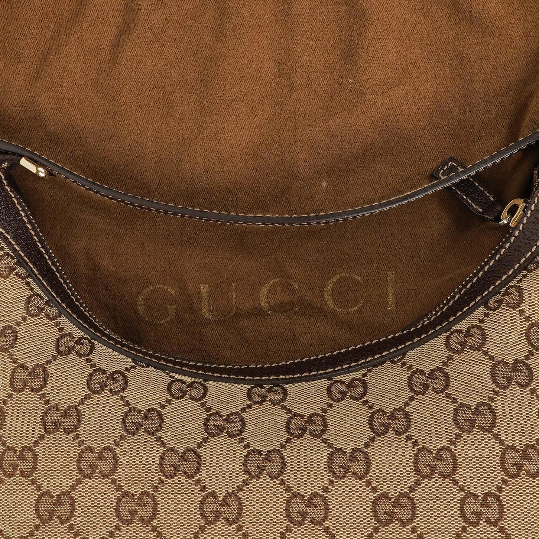 Gucci Charmy Hobo-Tasche aus beigem GG Canvas