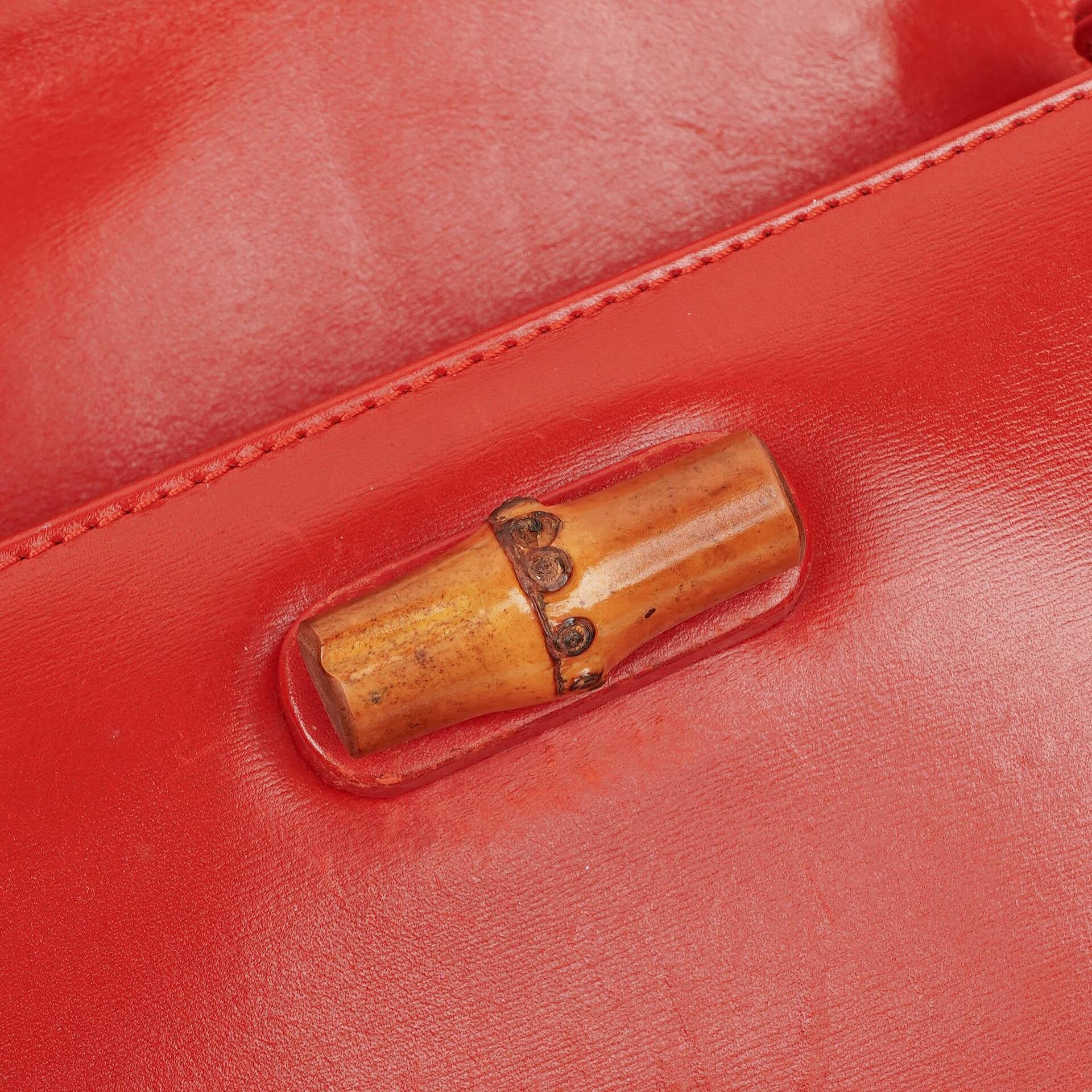 Gucci Convertible Bamboo Top Handle Tasche aus rotem Leder