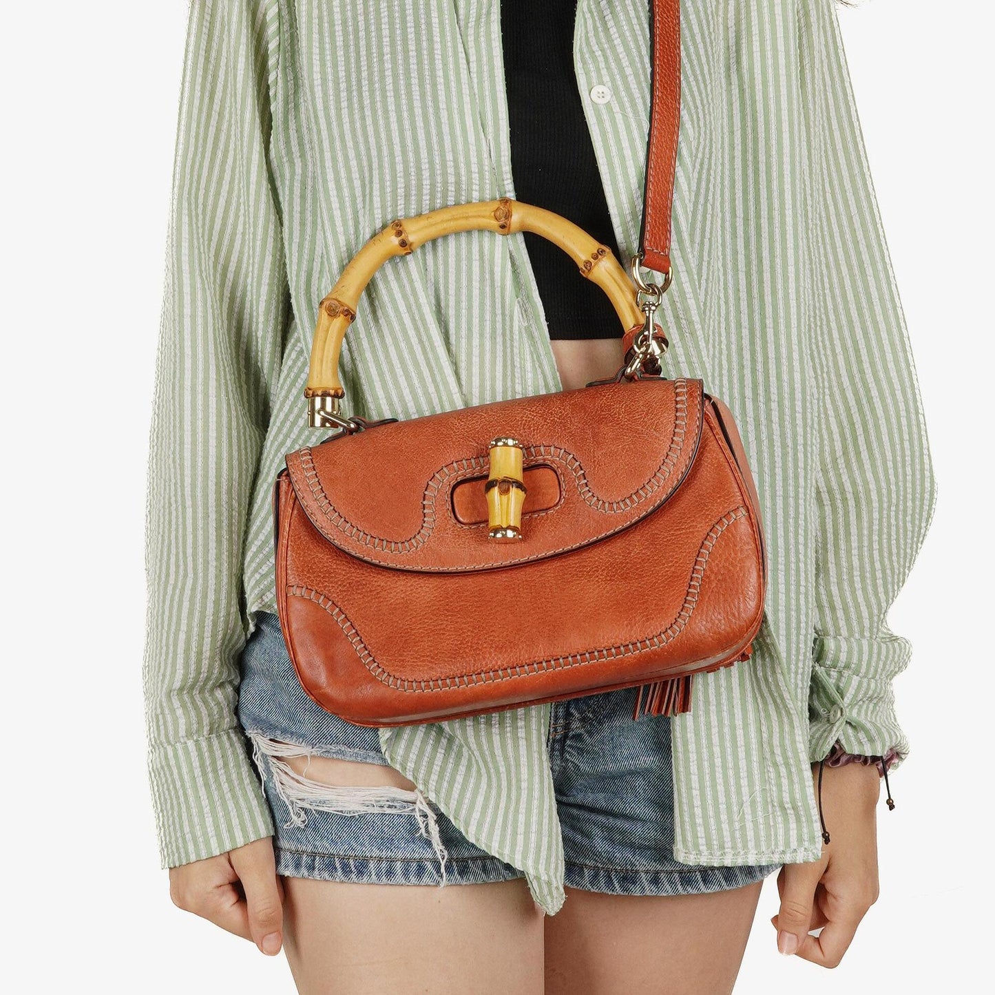 Gucci Medium New Convertible Bamboo Top Handle Tasche aus genarbtem Kalbsleder in Koralle
