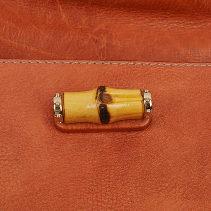 Gucci Medium New Convertible Bamboo Top Handle Tasche aus genarbtem Kalbsleder in Koralle