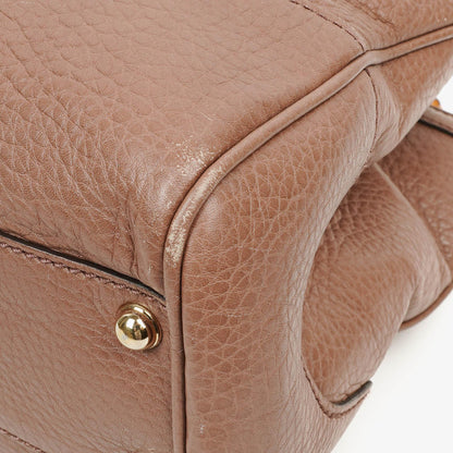 Gucci Diana Tote aus schwarzem genarbtem Leder mit Bambus-Tragegriff