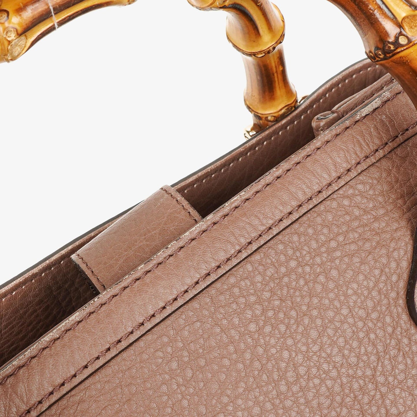 Gucci Diana Tote aus schwarzem genarbtem Leder mit Bambus-Tragegriff