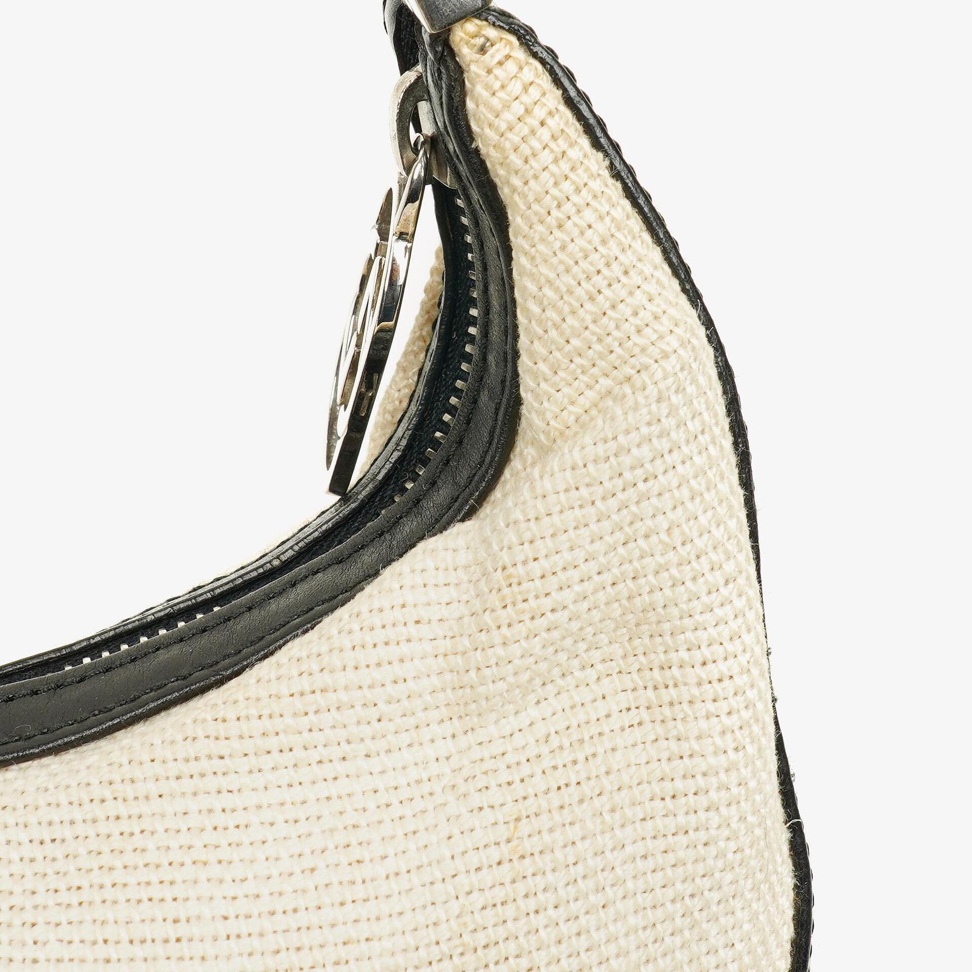 Gucci GG Schulter-Hobo aus zweifarbigem Gewebe