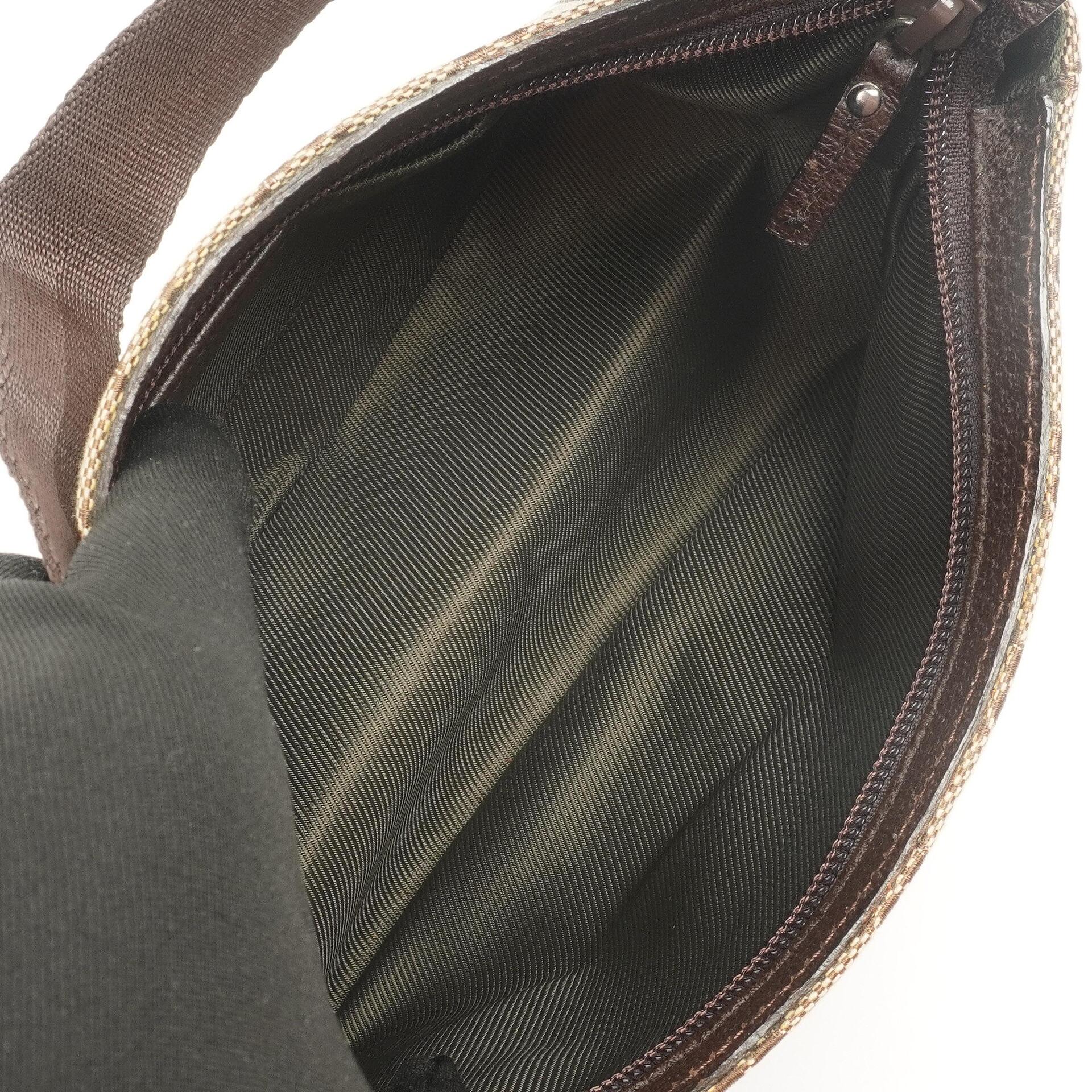 Gucci GG Braunes Monogram Kleine Schultertasche