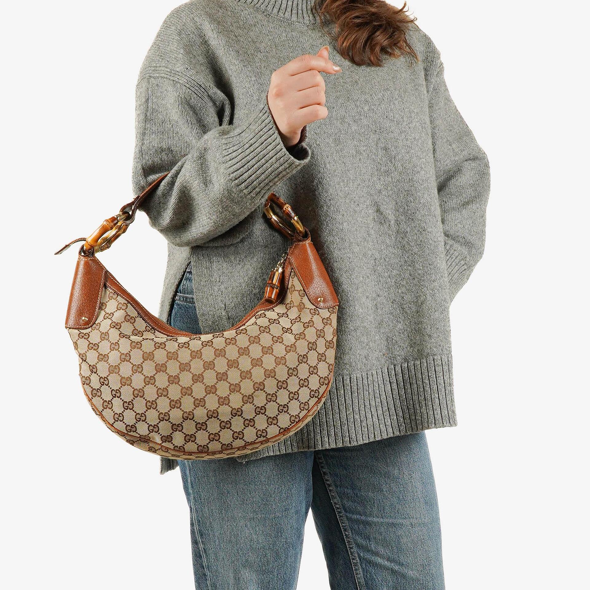 Gucci Hobo-Tasche aus GG Canvas mit Bambusring