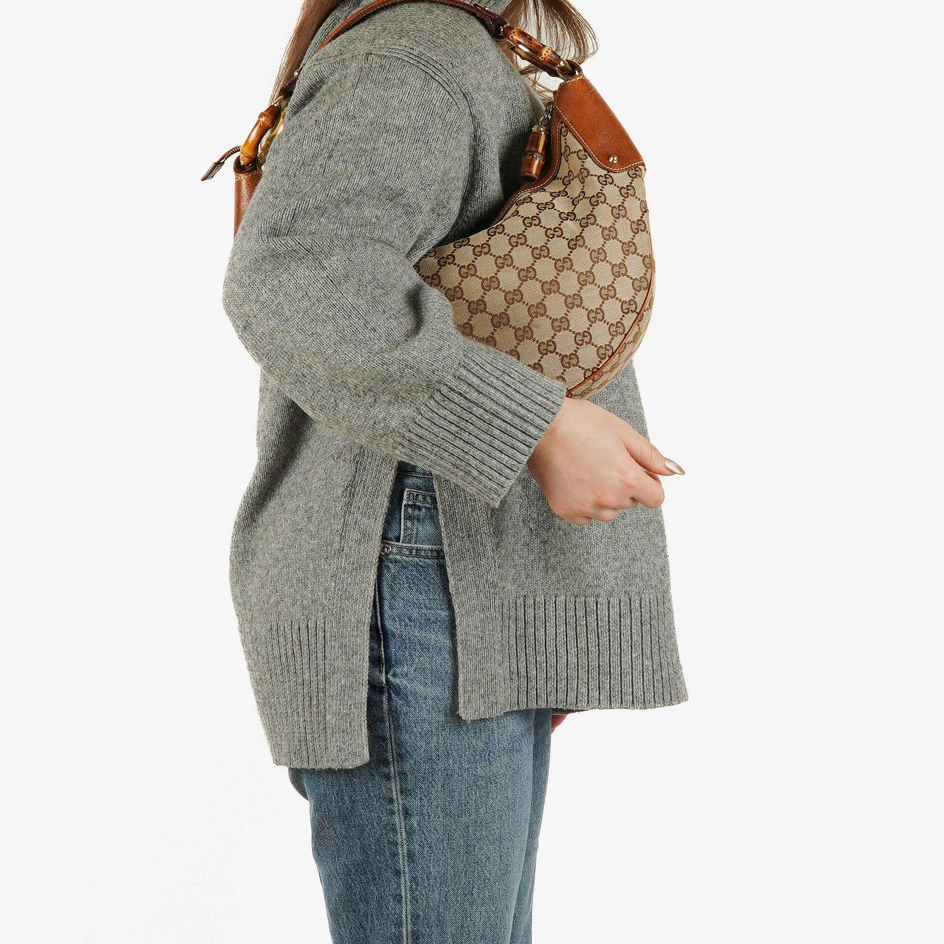 Gucci Hobo-Tasche aus GG Canvas mit Bambusring