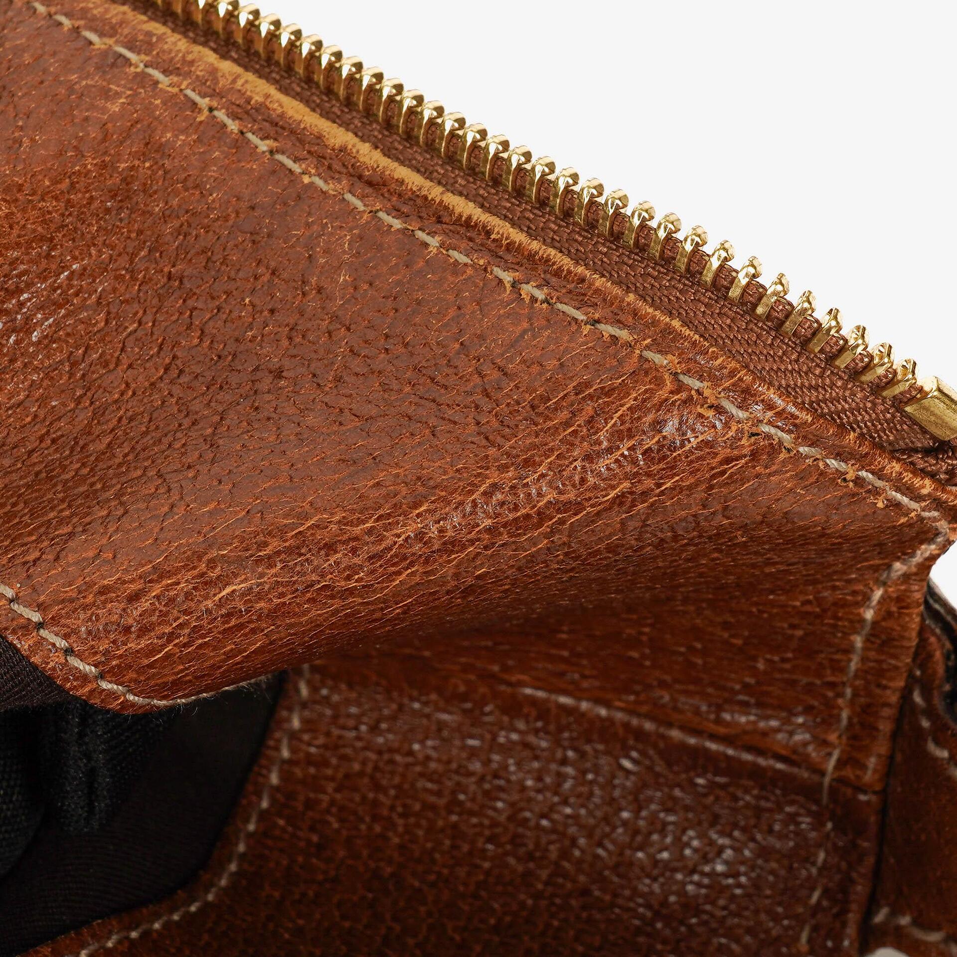 Gucci Hobo-Tasche aus GG Canvas mit Bambusring
