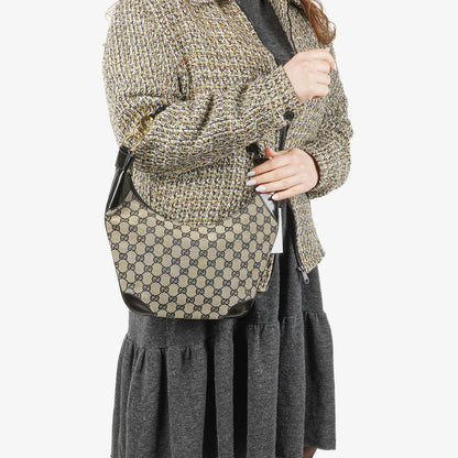 Gucci Hobo Bag aus GG Canvas mit Griff-Ring