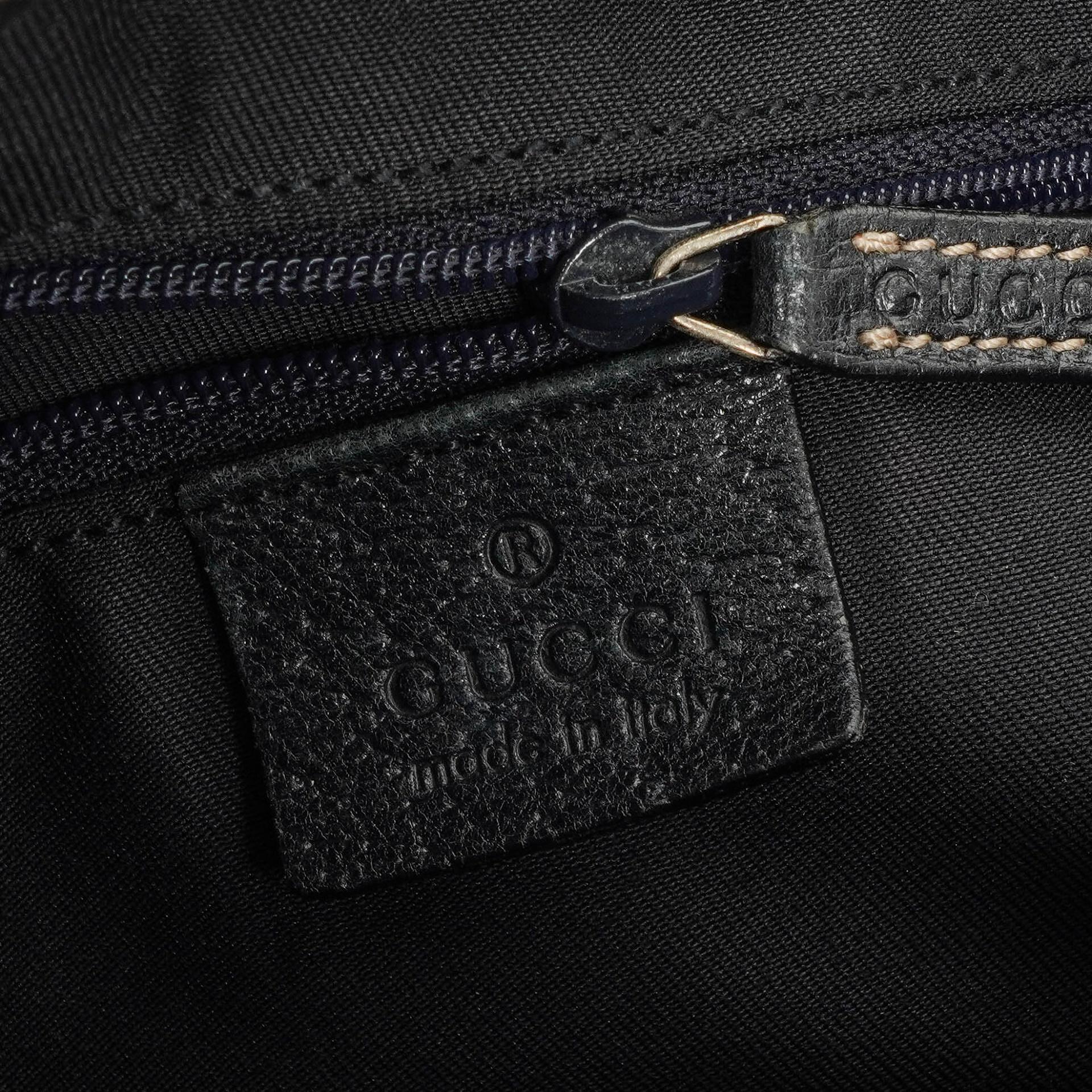 Gucci GG Canvas Schultertasche